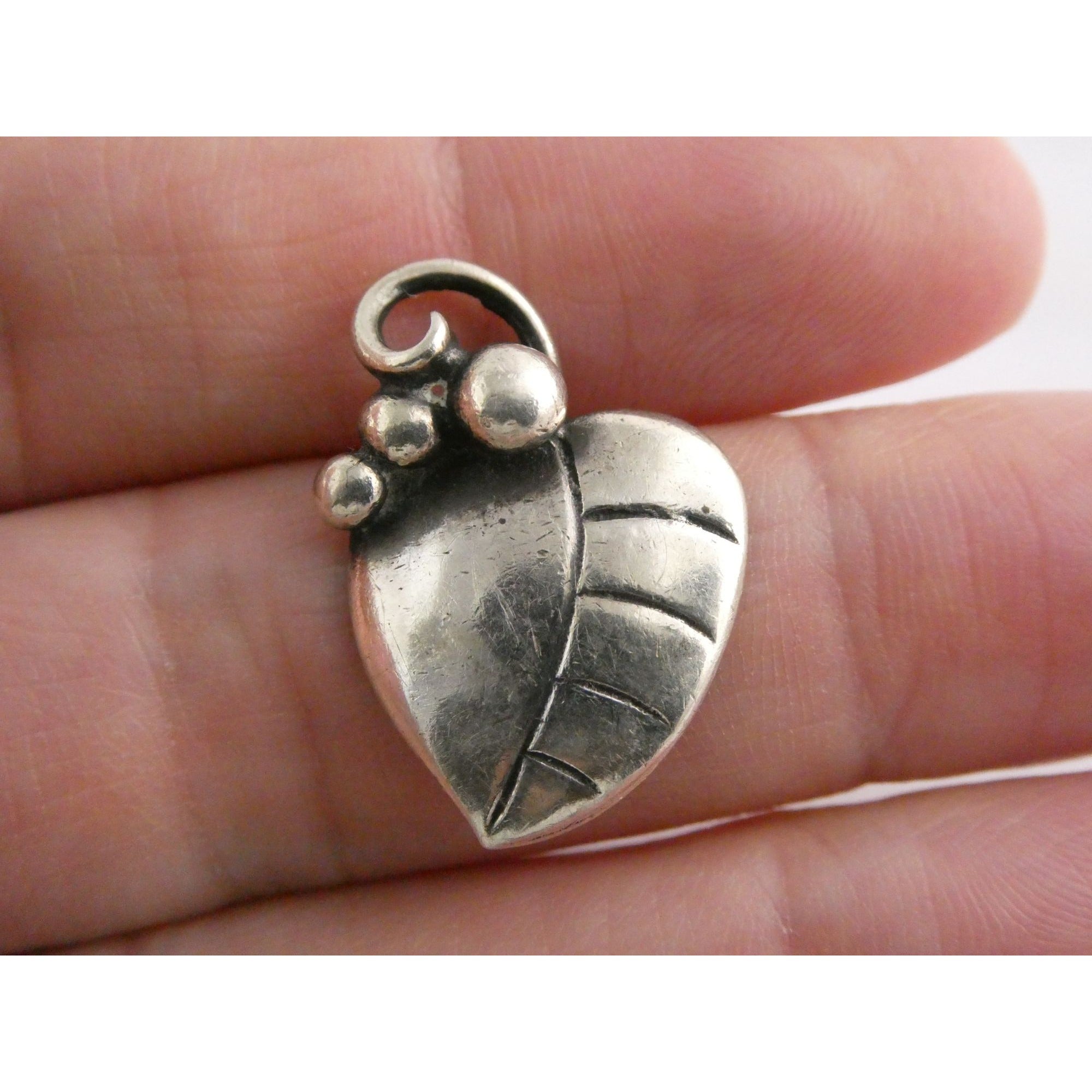 Vintage Sterling Silver Grape Leaf Pendant Numbered 249A 3.4g 24mm Length