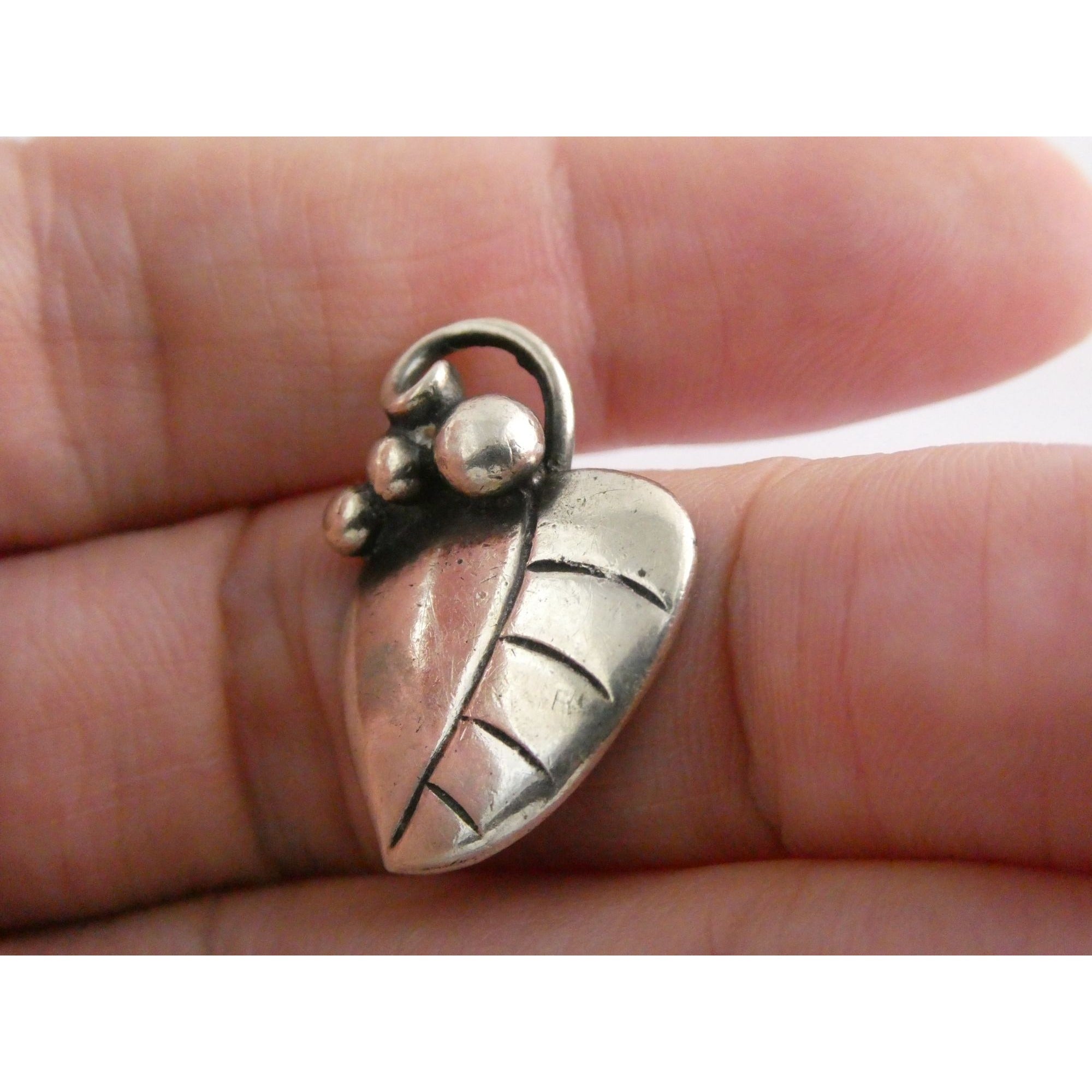 Vintage Sterling Silver Grape Leaf Pendant Numbered 249A 3.4g 24mm Length