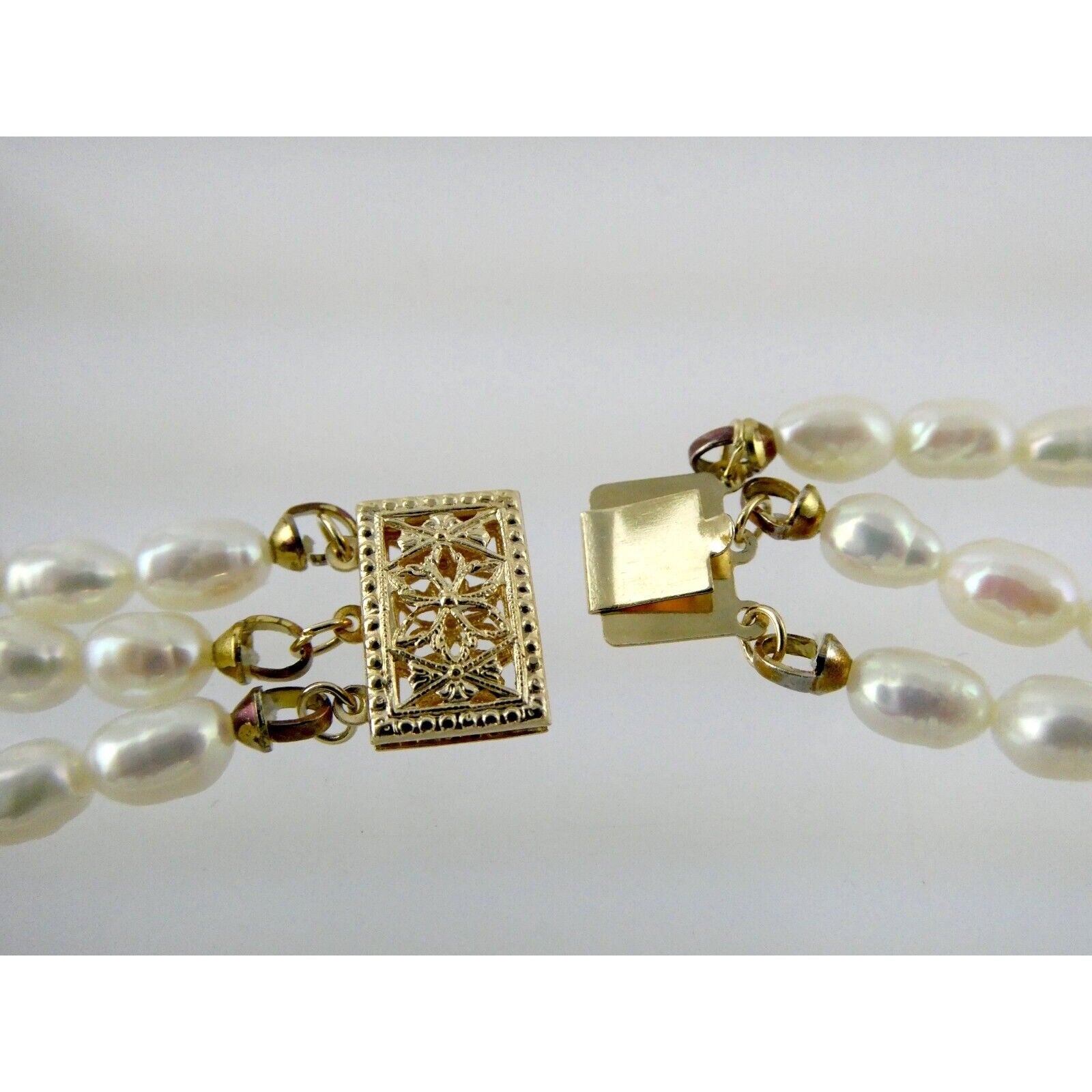 14k Gold Triple Cultured Pearl Strand and Carved Jade Bead Necklace 23.5 Inches