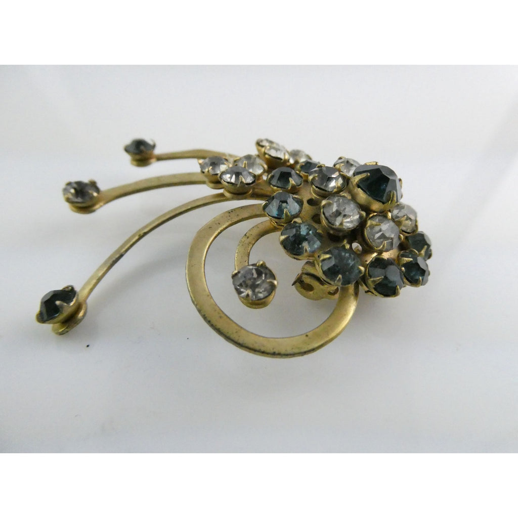 Vintage Unsigned Goldtone Metal Blue and White Rhinestone Floral Pin Pendant 13g