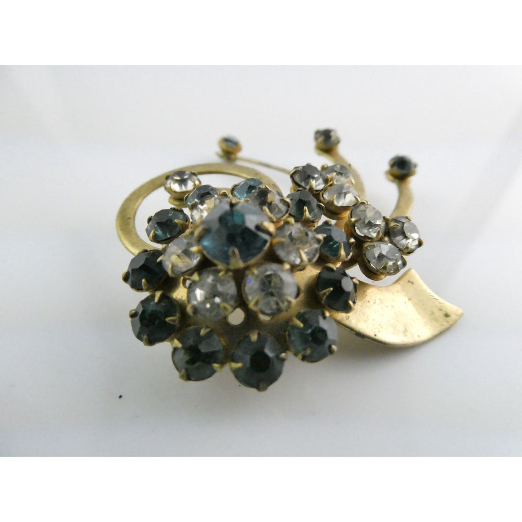 Vintage Unsigned Goldtone Metal Blue and White Rhinestone Floral Pin Pendant 13g