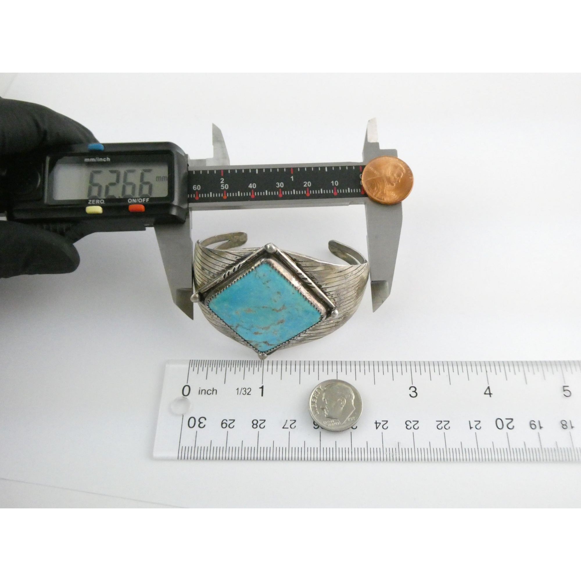 Vintage Southwestern Sterling Silver Turquoise Cuff Bracelet Handmade USA 6.25In