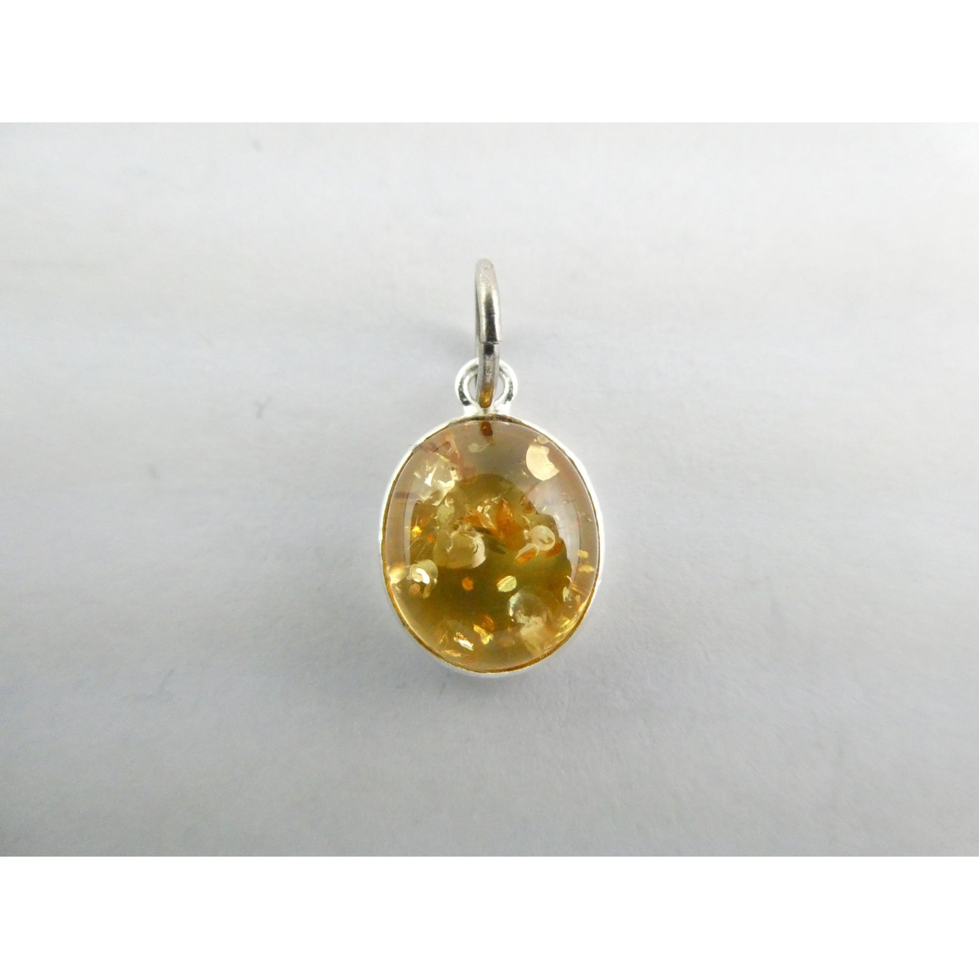 Sterling Silver Pale Yellow Amber Cabochon Pendant .7g 18mm Total Length