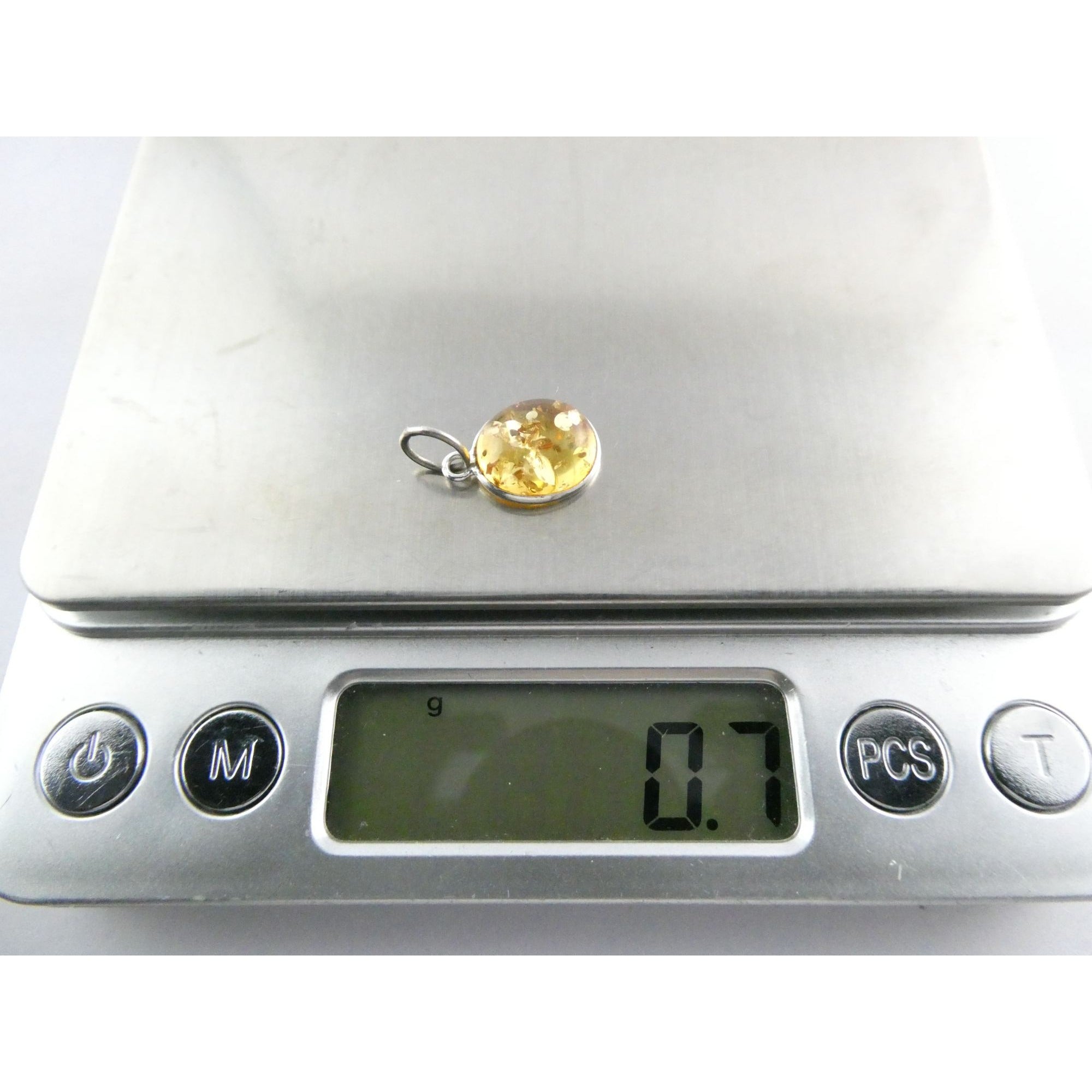 Sterling Silver Pale Yellow Amber Cabochon Pendant .7g 18mm Total Length
