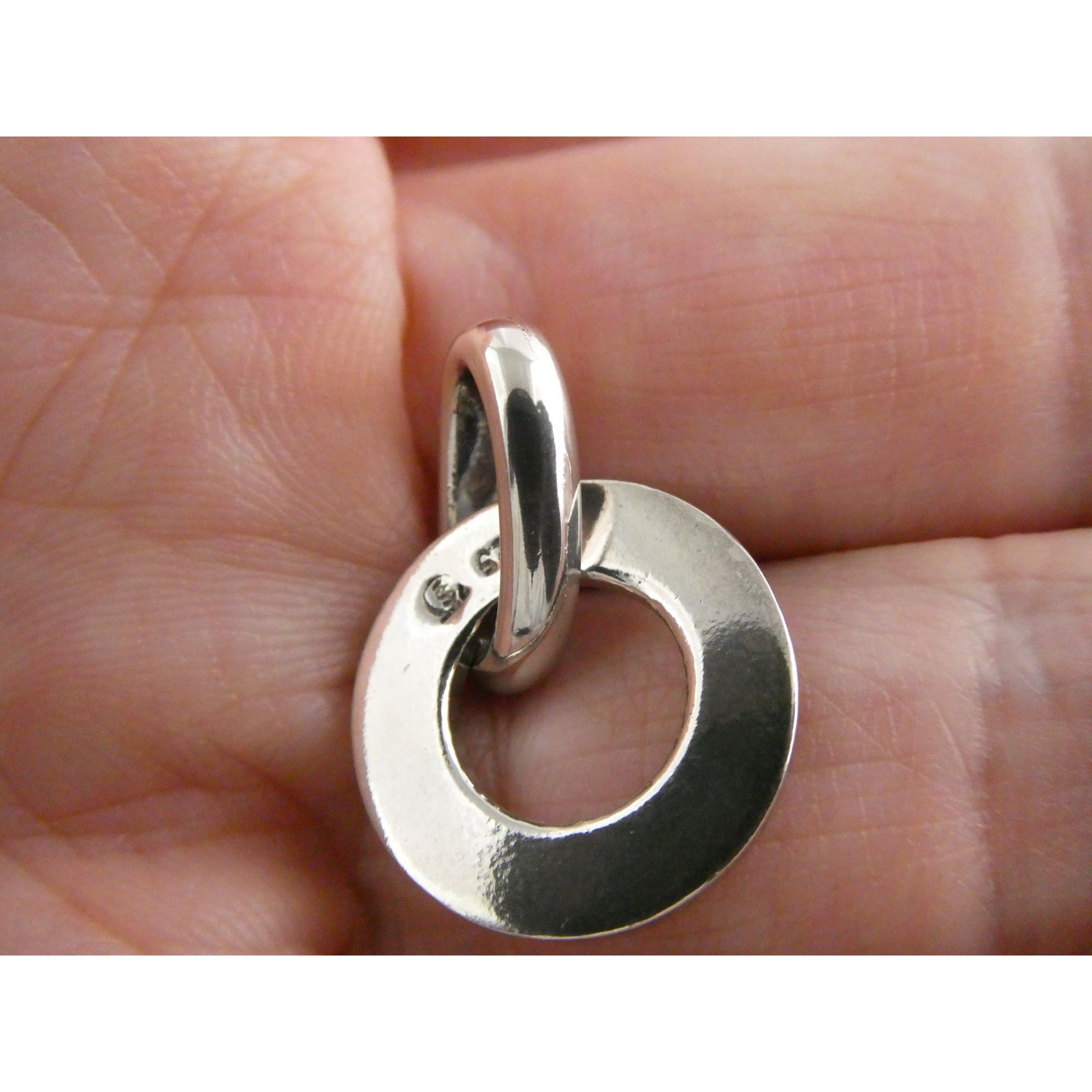 Judaica Sterling Silver Disc Pendant 3.6g 22mm Length Total