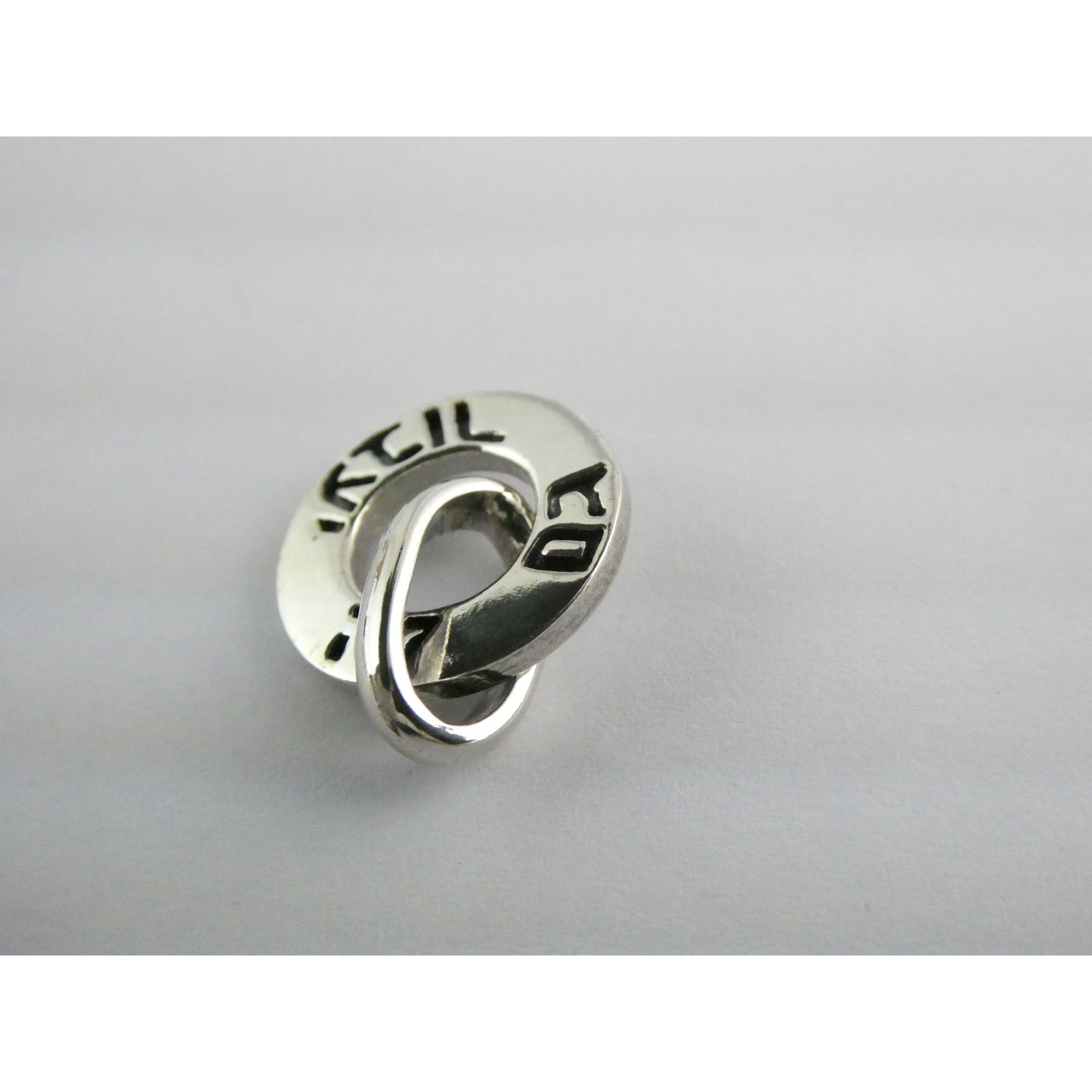 Judaica Sterling Silver Disc Pendant 3.6g 22mm Length Total