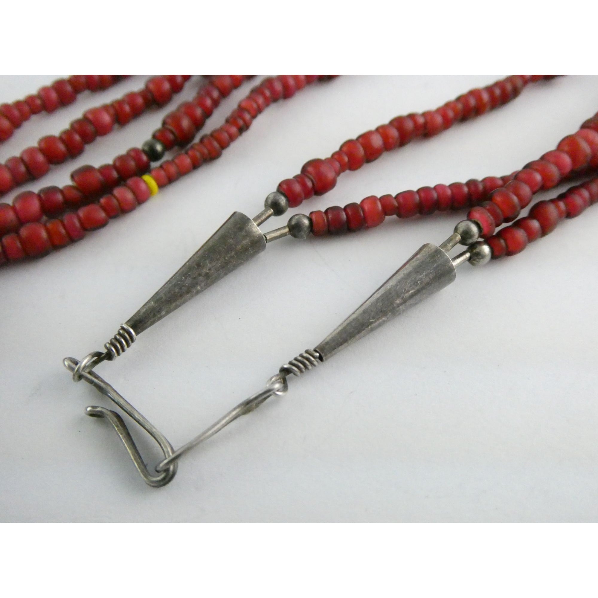 Sterling Silver Turquoise and Red Glass Beaded Multi Strand Necklace 43.1g 23 In