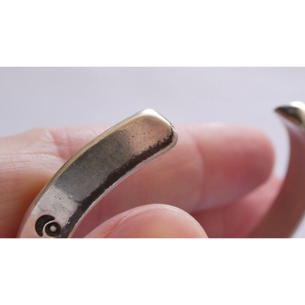 WT Signed NA Southwestern Patterned Sterling Silver Cuff Bracelet 6.75 Inch 39g
