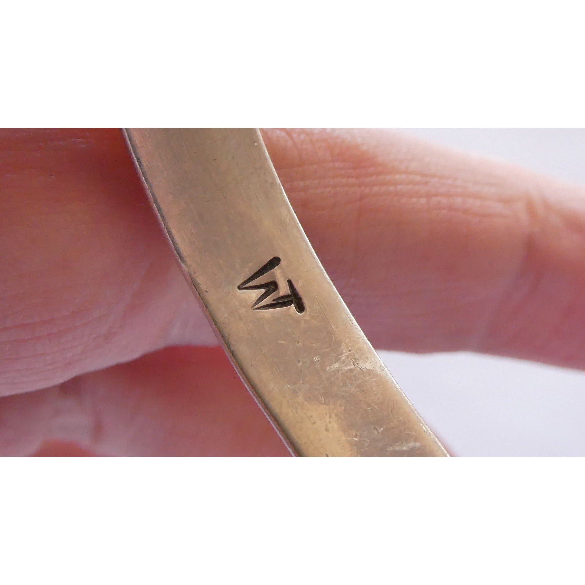 WT Signed NA Southwestern Patterned Sterling Silver Cuff Bracelet 6.75 Inch 39g