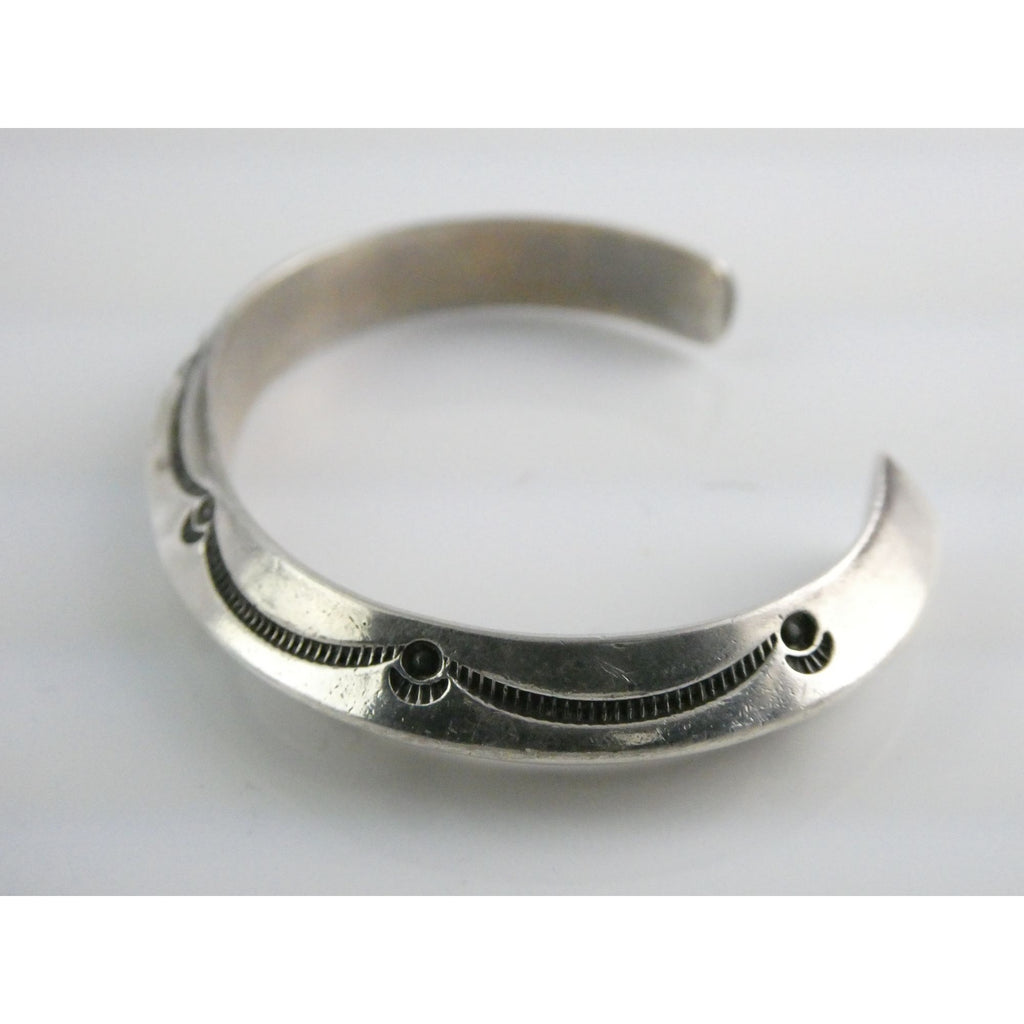 WT Signed NA Southwestern Patterned Sterling Silver Cuff Bracelet 6.75 Inch 39g