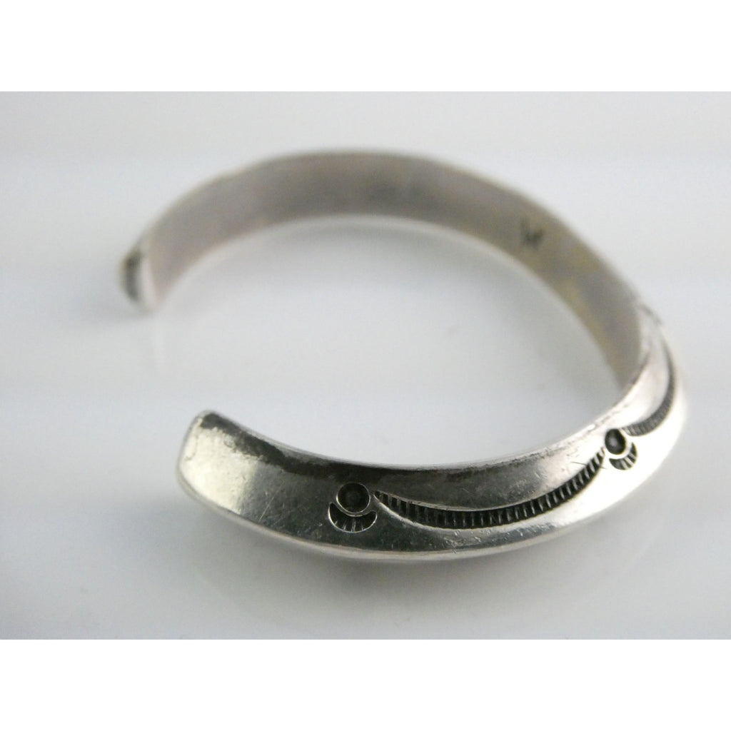 WT Signed NA Southwestern Patterned Sterling Silver Cuff Bracelet 6.75 Inch 39g