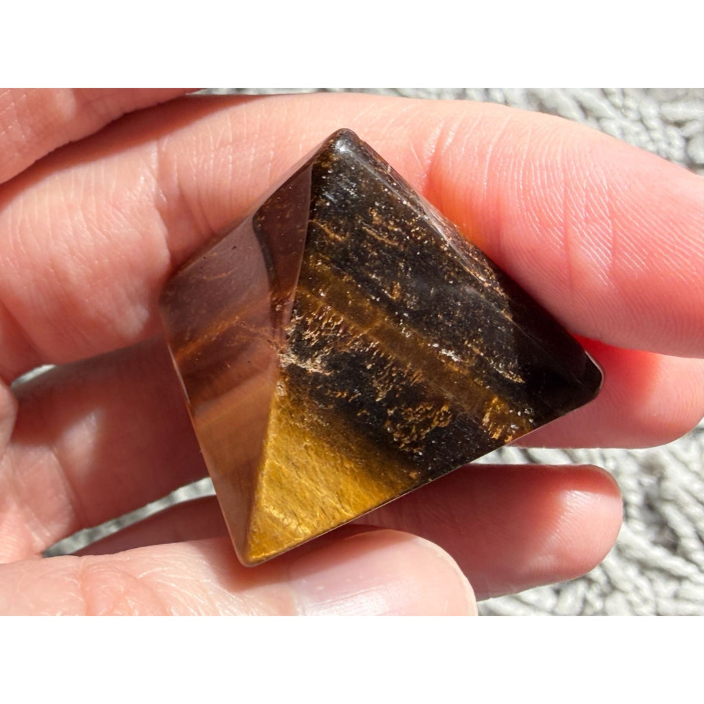 Polished Tigers Eye Pyramid Piece Specimen 28.8g Weight 1.75 Inch Height