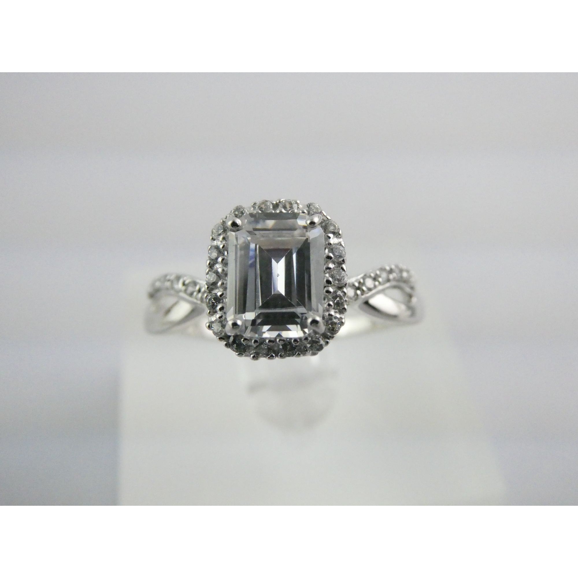 RJ Graziano Sterling Silver White Crystal Ornate Design Ring 925 Size 10 3.5g