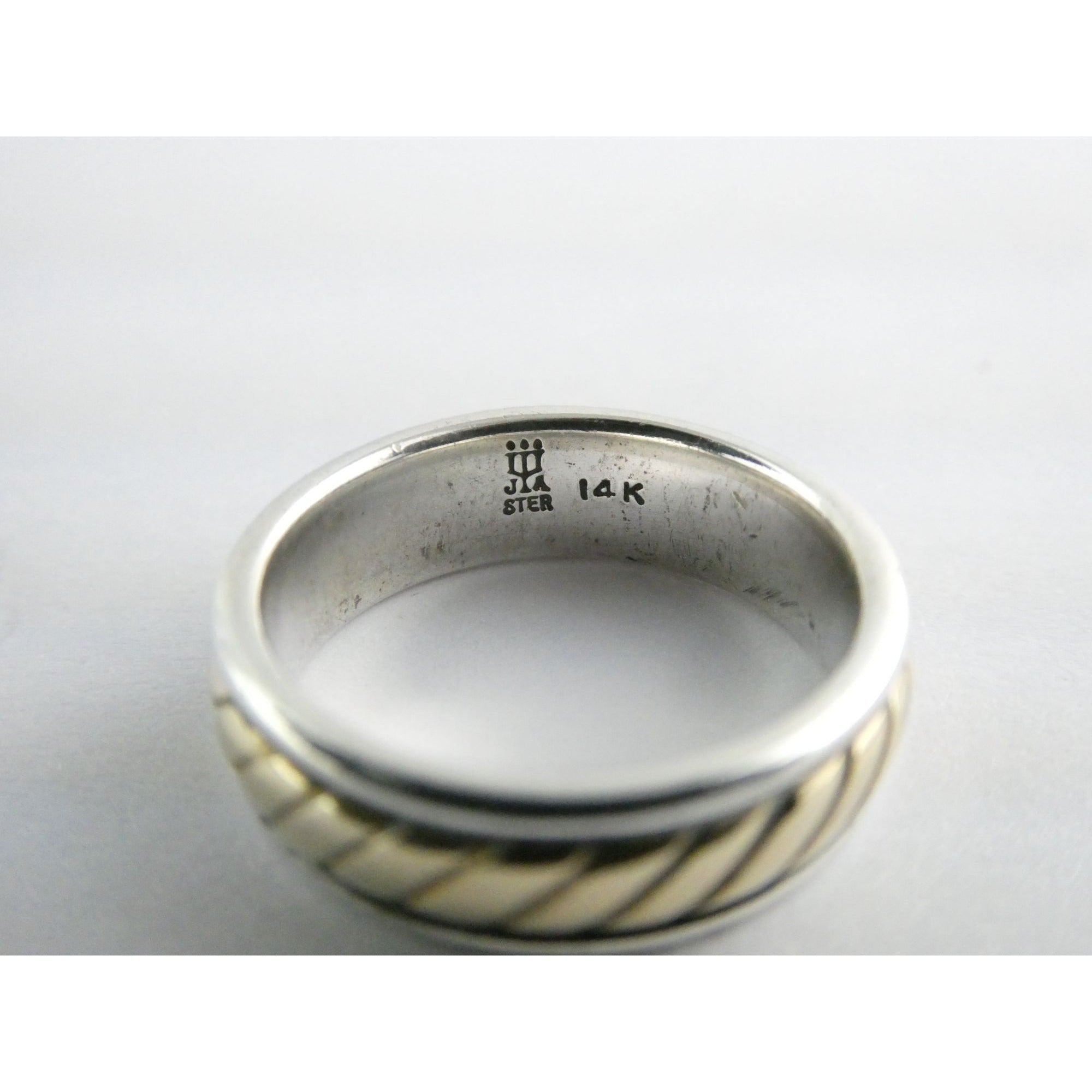 James Avery Fluted Band 14k Gold and Sterling Silver Ring Size 5 Weighs 5.5g