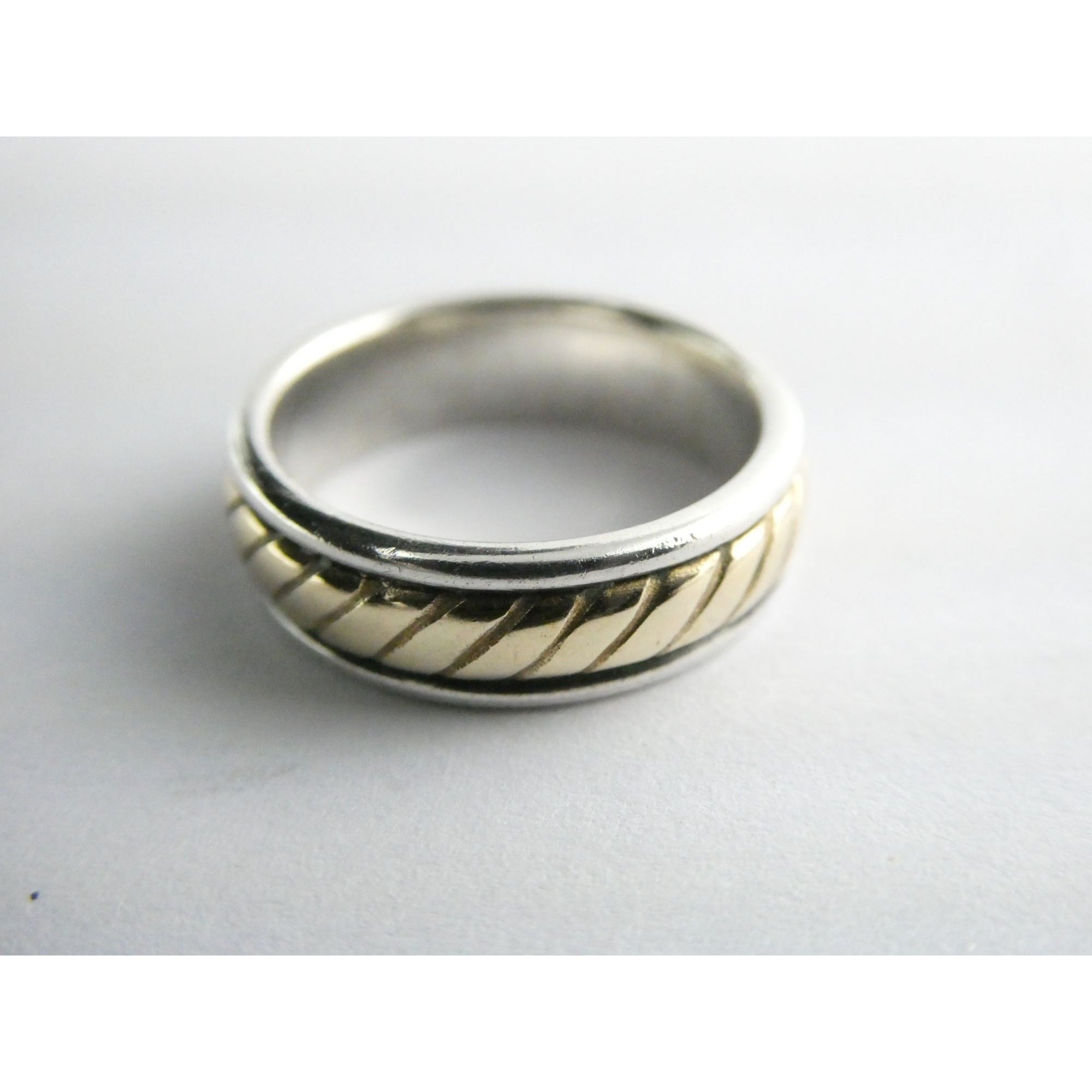 James Avery Fluted Band 14k Gold and Sterling Silver Ring Size 5 Weighs 5.5g