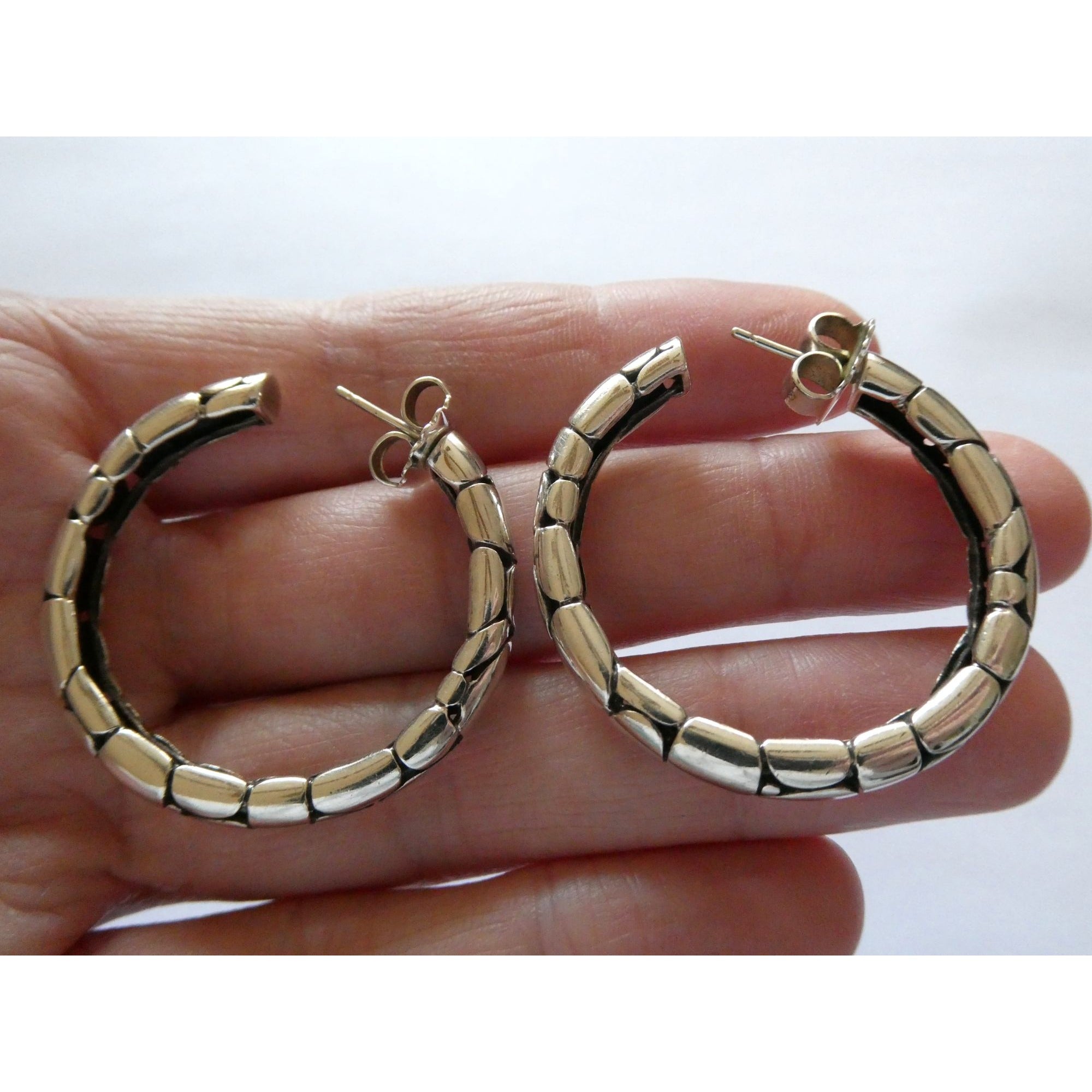 John Hardy Kali Sterling Silver Pebbled Design Hoop Earrings 925 39mm 15.9g
