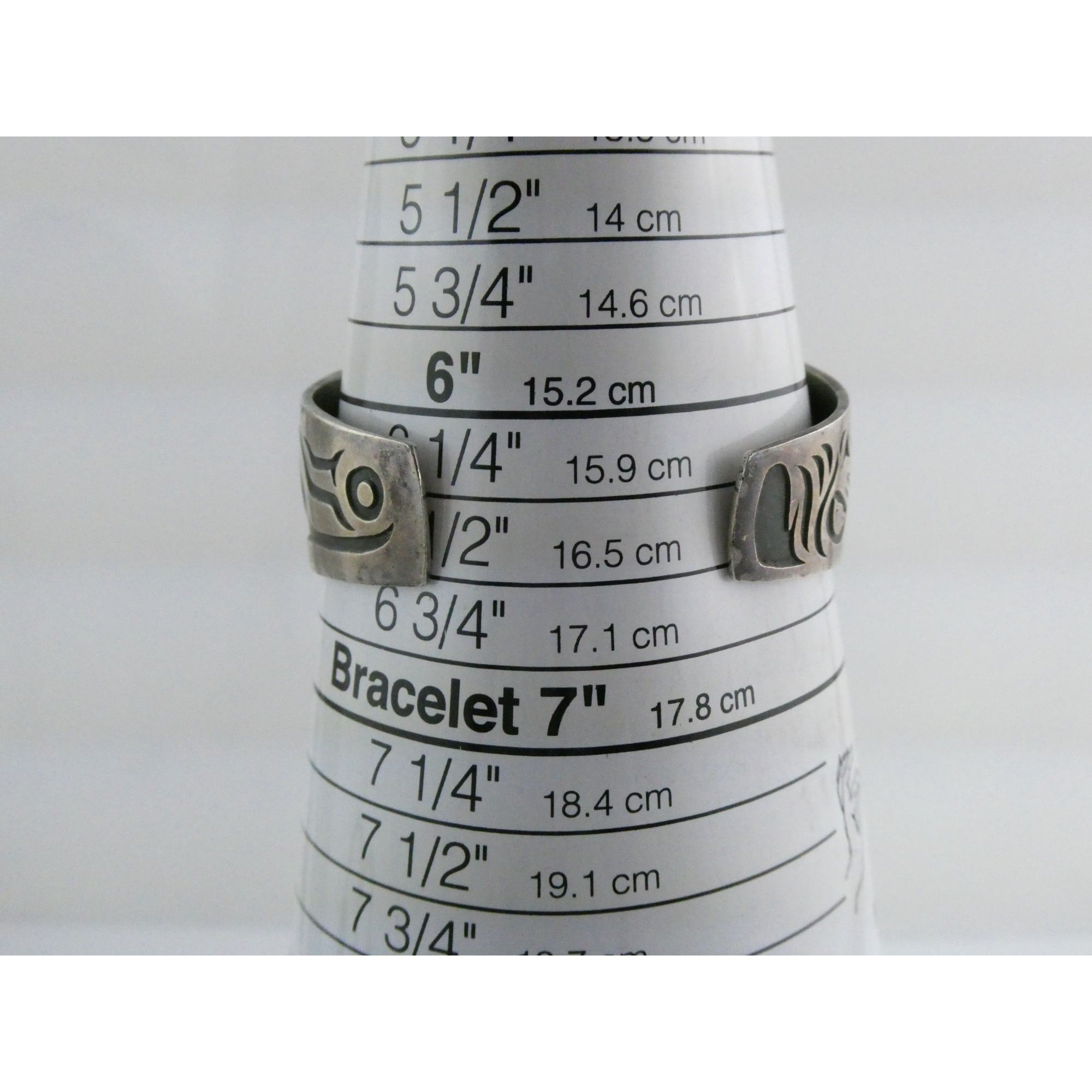 Pacific Northwest Native D Dennis MAG Metal Arts Sterling Silver Cuff Bracelet