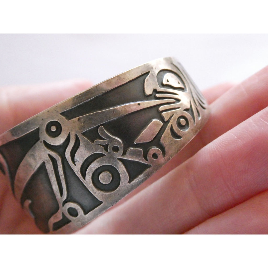 Pacific Northwest Native D Dennis MAG Metal Arts Sterling Silver Cuff Bracelet
