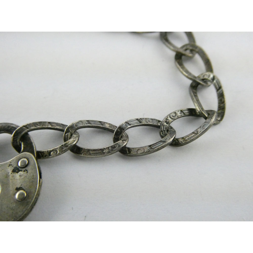 Antique Sterling Silver Lock Clasp Hand Textured Link Chain Bracelet 7.5 Inches