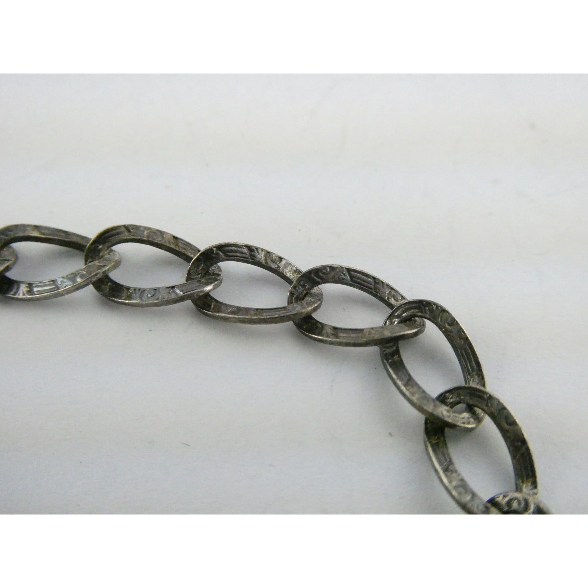 Antique Sterling Silver Lock Clasp Hand Textured Link Chain Bracelet 7.5 Inches