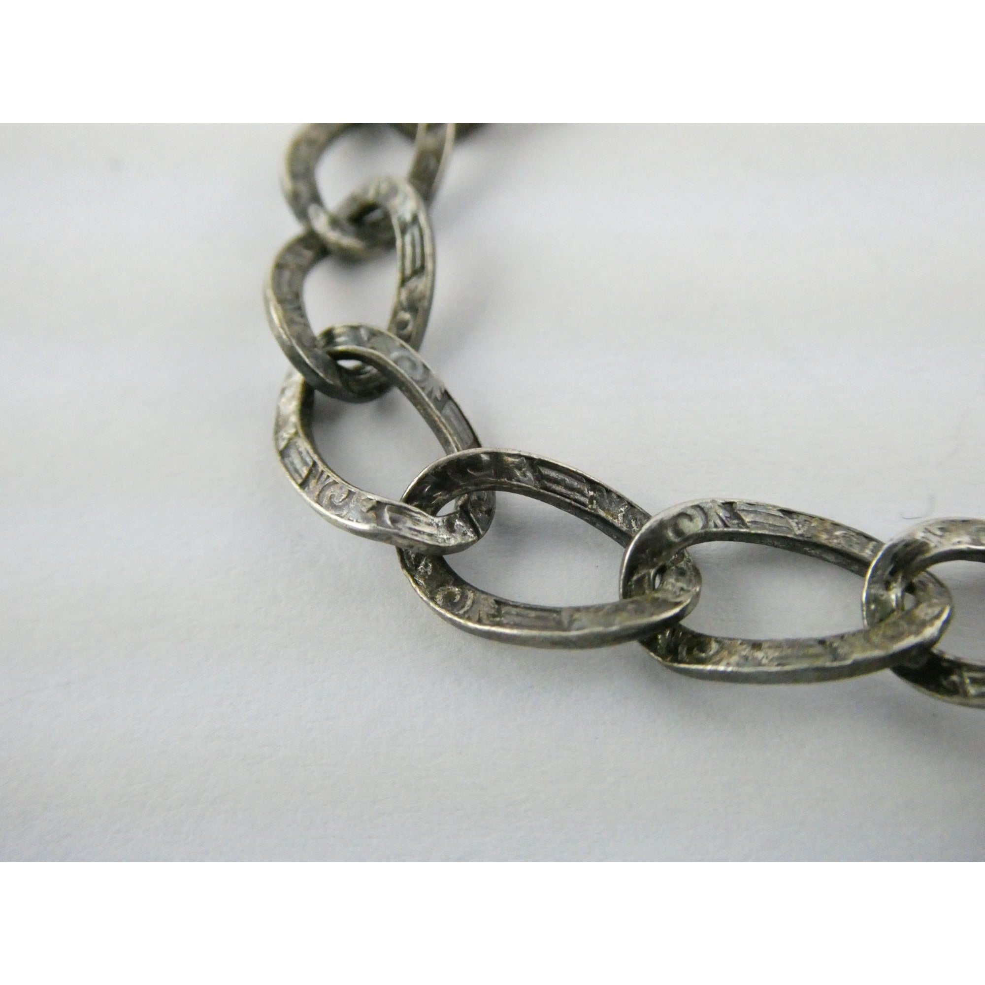 Antique Sterling Silver Lock Clasp Hand Textured Link Chain Bracelet 7.5 Inches