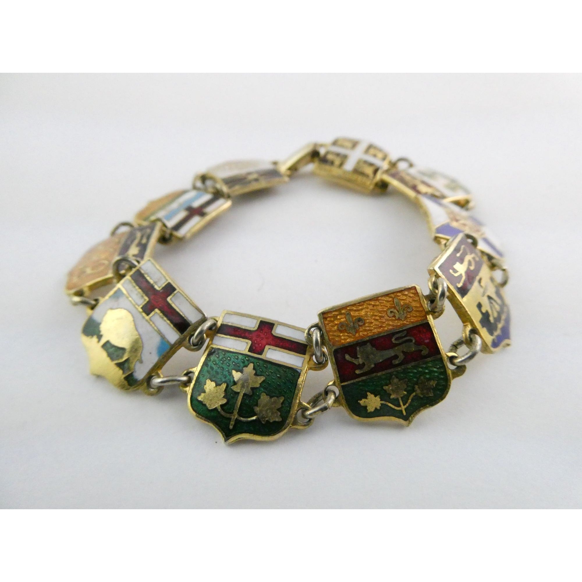 Vintage Canadian Provinces Enamel Crests Bracelet 7.5 Inches Canada Souvenir