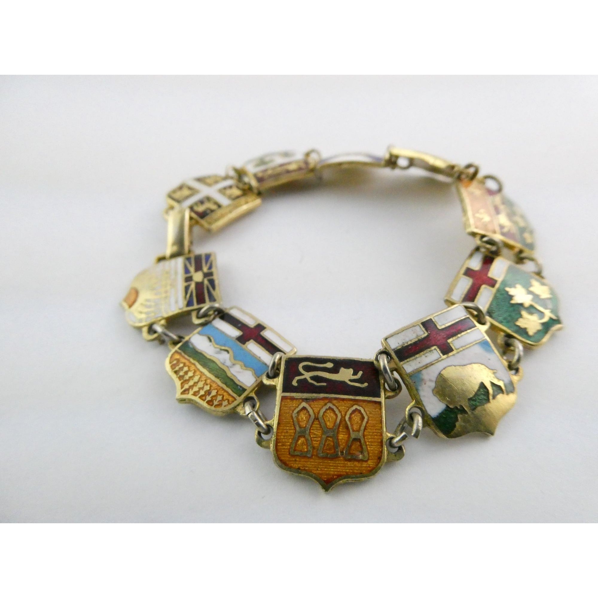 Vintage Canadian Provinces Enamel Crests Bracelet 7.5 Inches Canada Souvenir