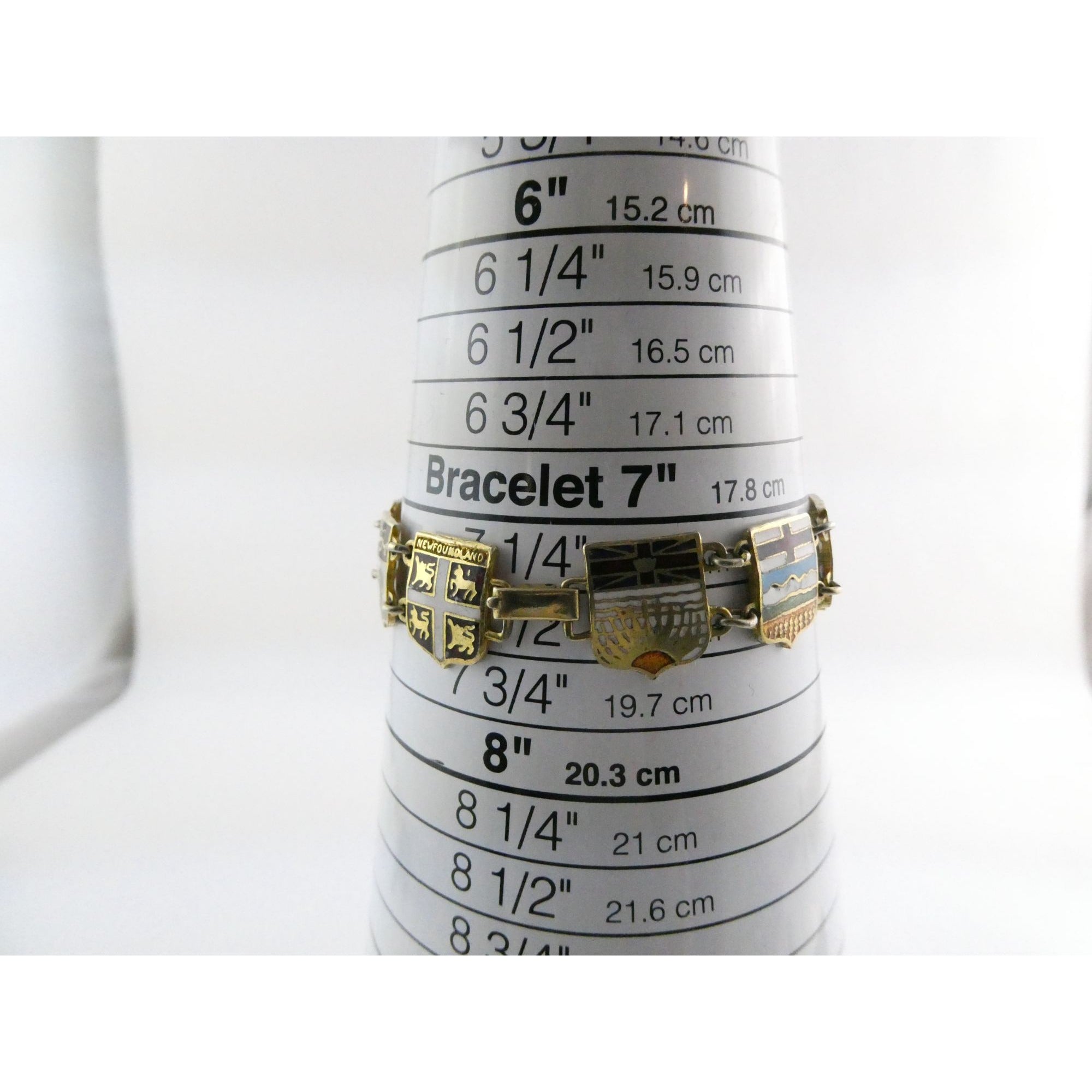 Vintage Canadian Provinces Enamel Crests Bracelet 7.5 Inches Canada Souvenir