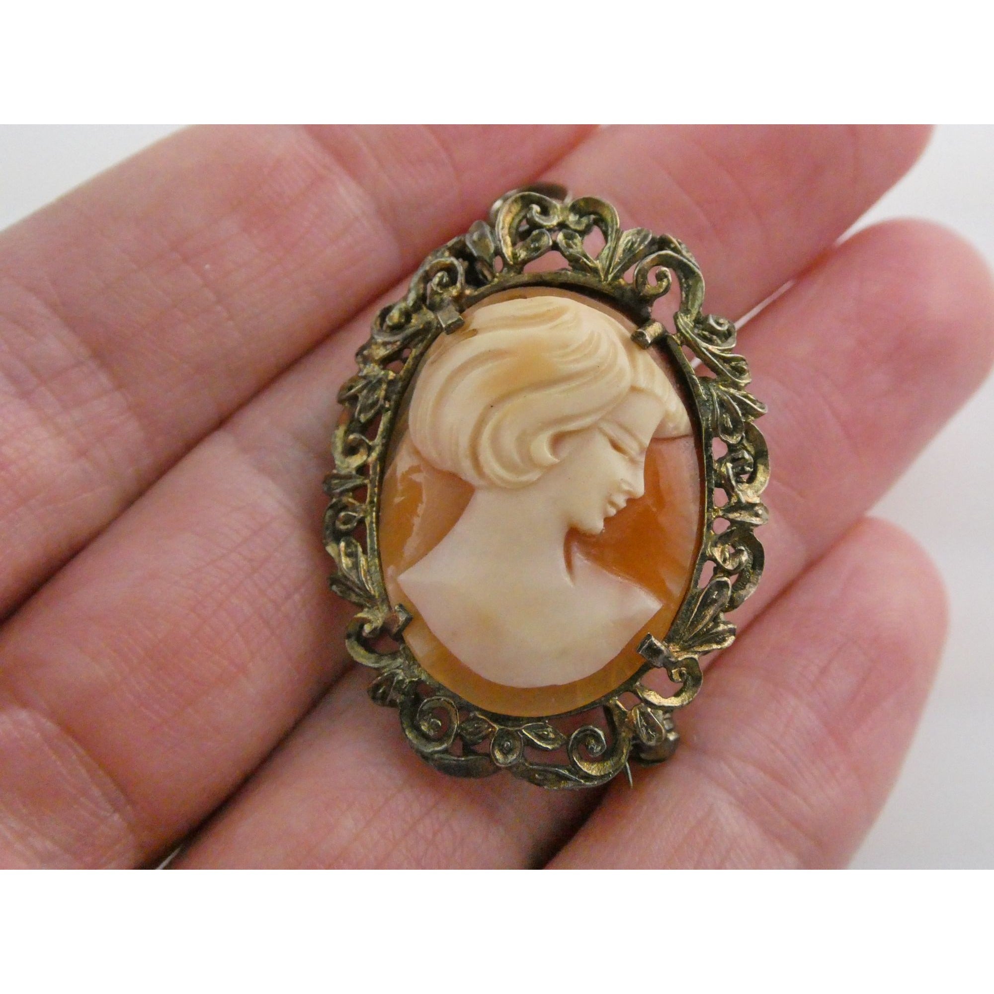 Vintage Gilt Italian 800 Silver Carved Cameo Modern Woman Pin Pendant 5g 35mm