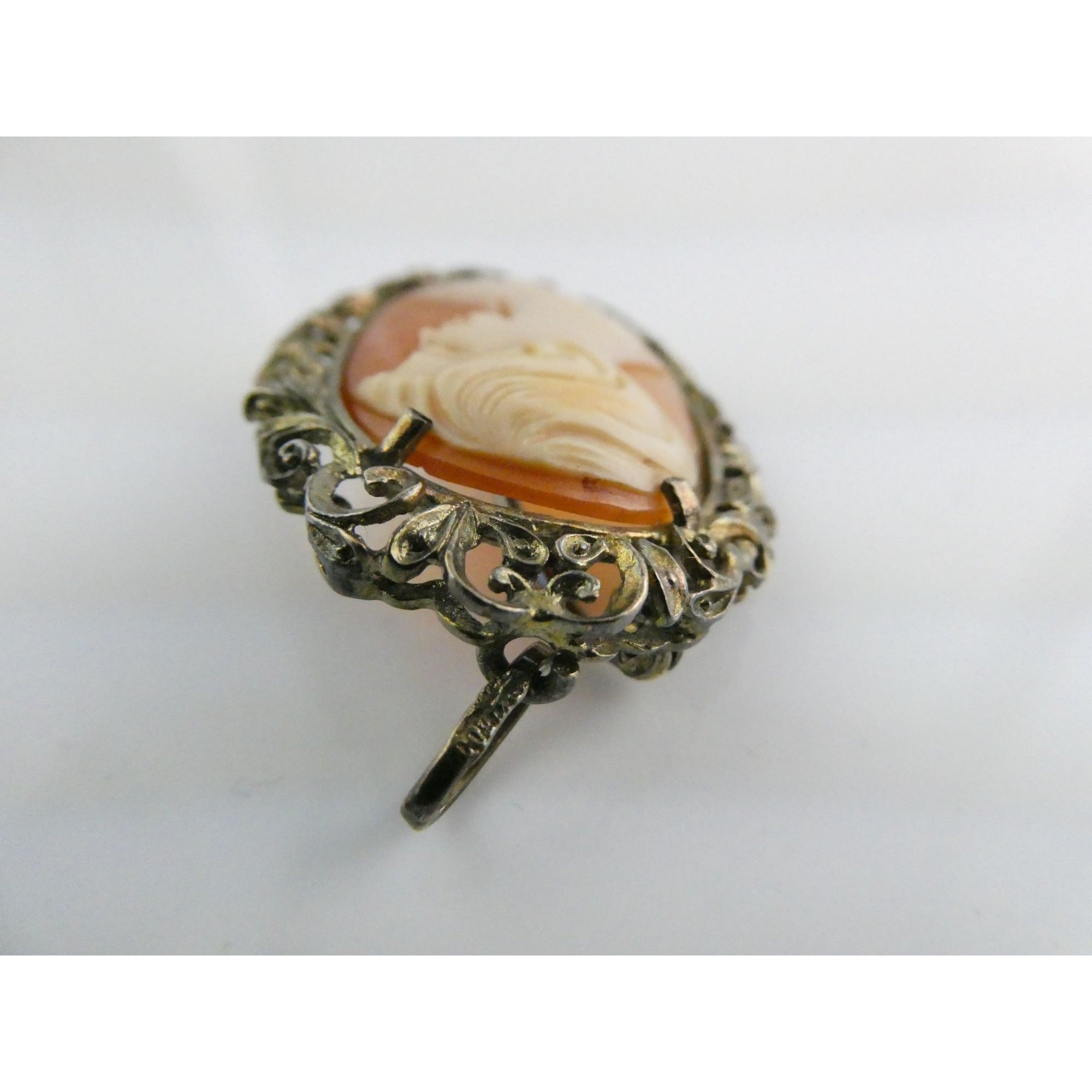 Vintage Gilt Italian 800 Silver Carved Cameo Modern Woman Pin Pendant 5g 35mm