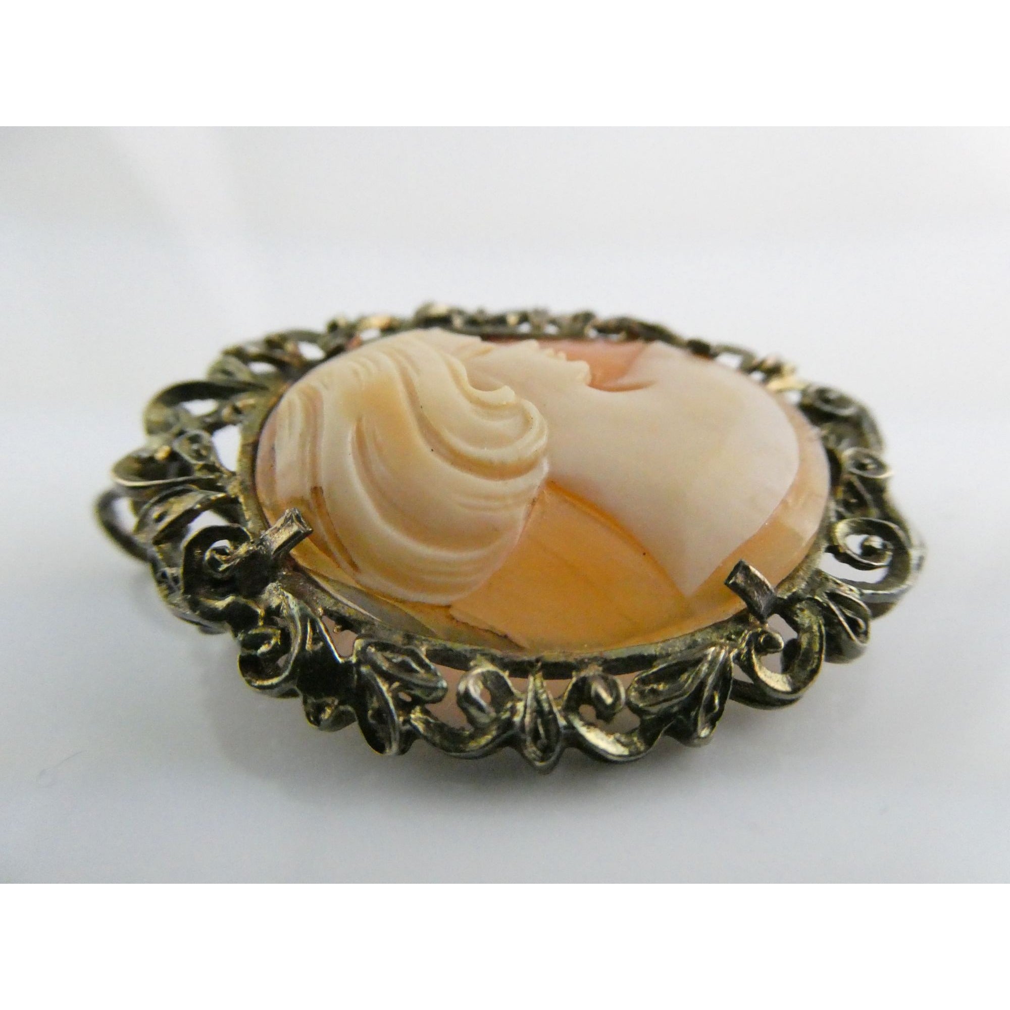 Vintage Gilt Italian 800 Silver Carved Cameo Modern Woman Pin Pendant 5g 35mm