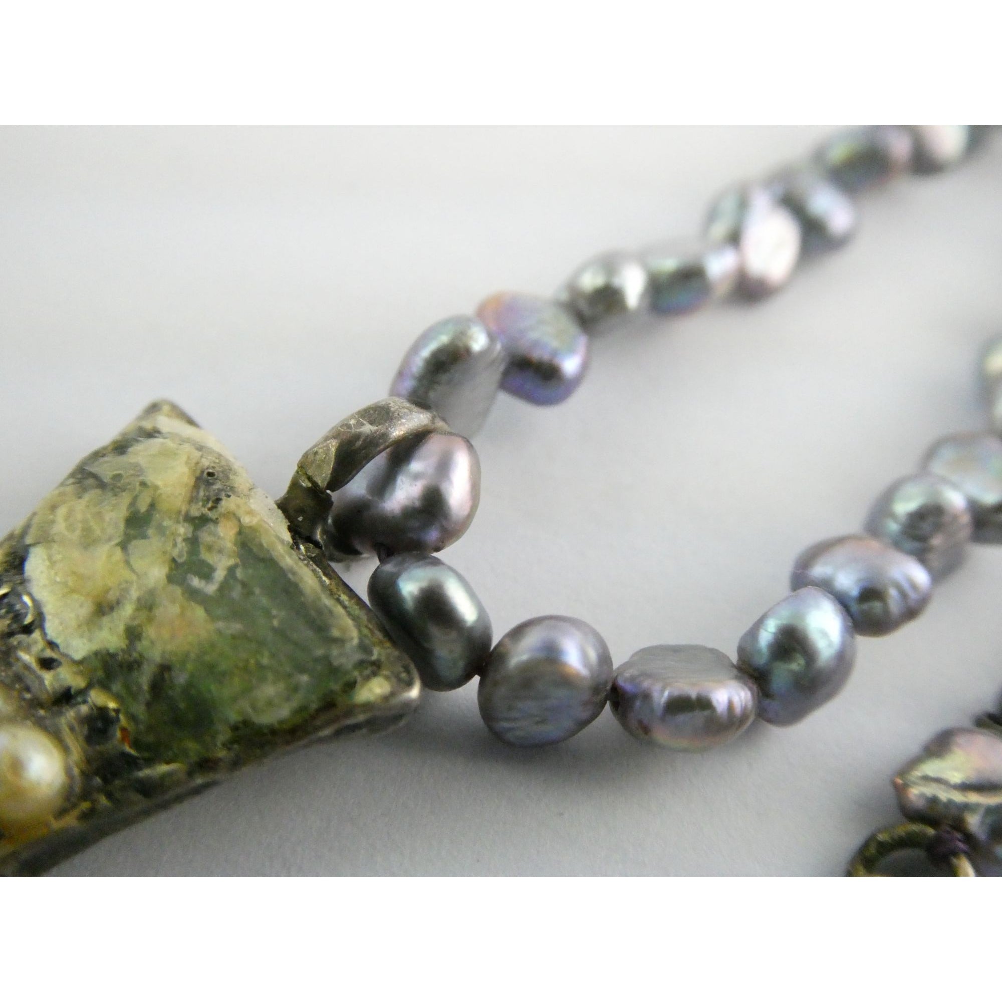 Sterling Silver Cultured Pearl Strand Roman Glass Pendant Necklace 19g 18 Inches
