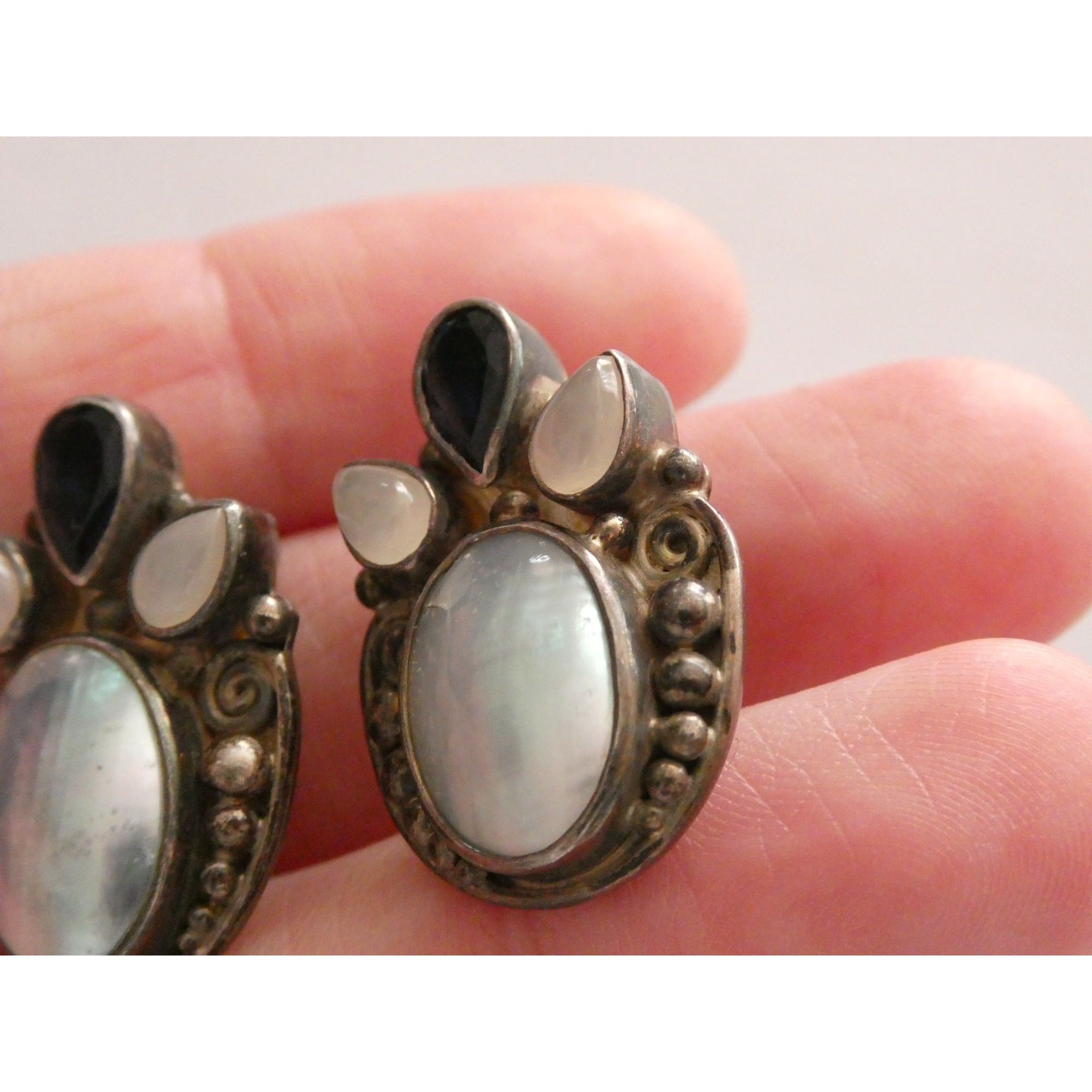 Sajen Sterling Silver Iolite Moonstone and Mabe Pearl Clip on Earrings 17g 26mm