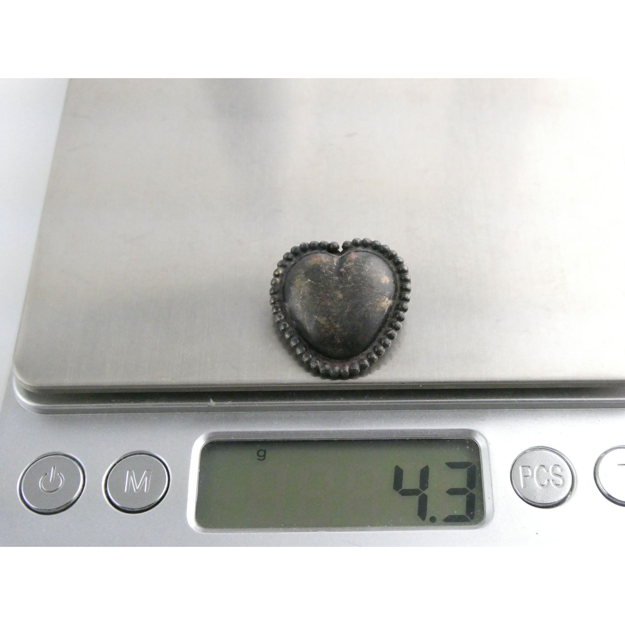 Vintage Sterling Silver Hollow Puffy Heart Pin 4.3g 21mm Length Beaded Edge