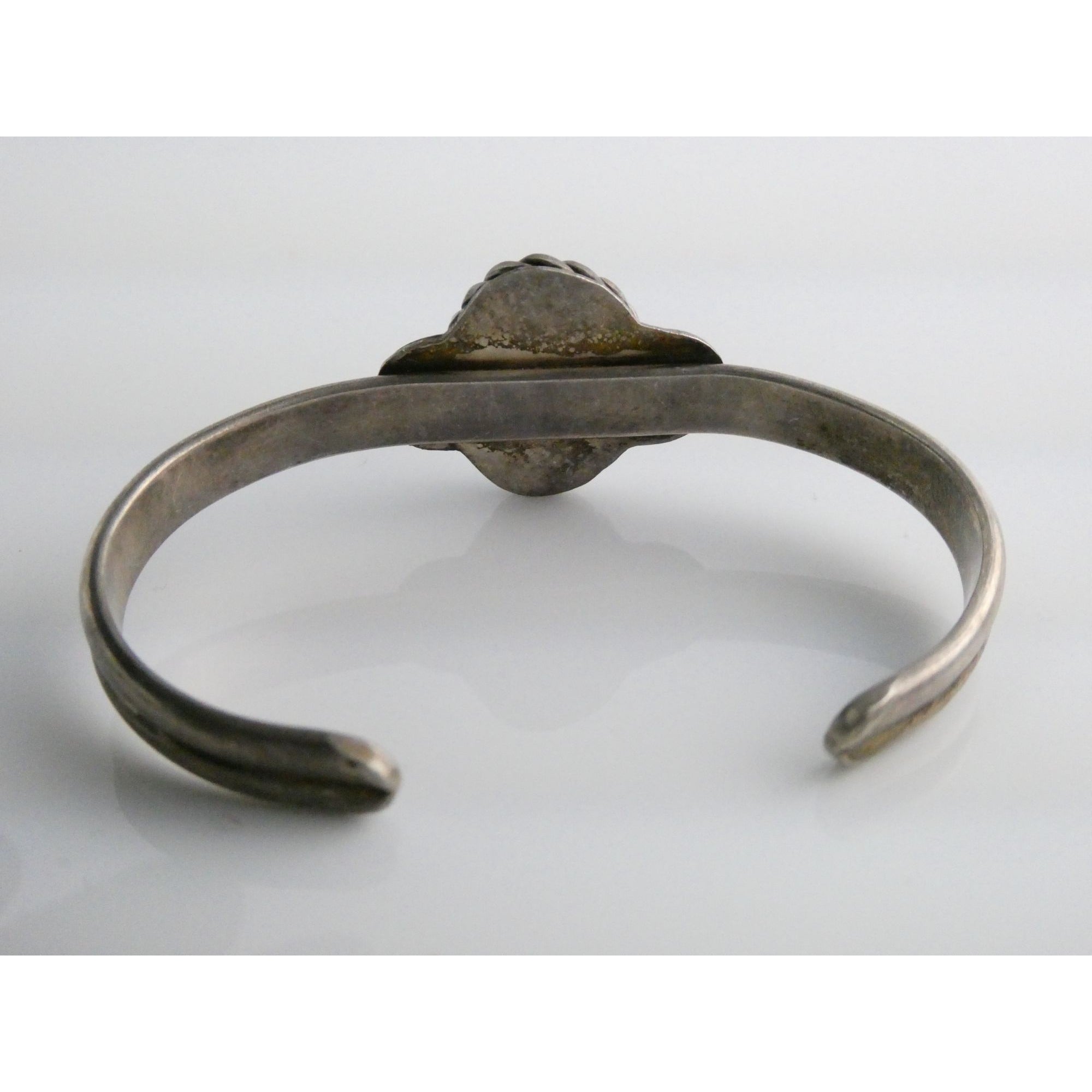 Southwestern Unmarked Sterling Silver Turquoise Braid Edge Cuff Bracelet 6.25 In