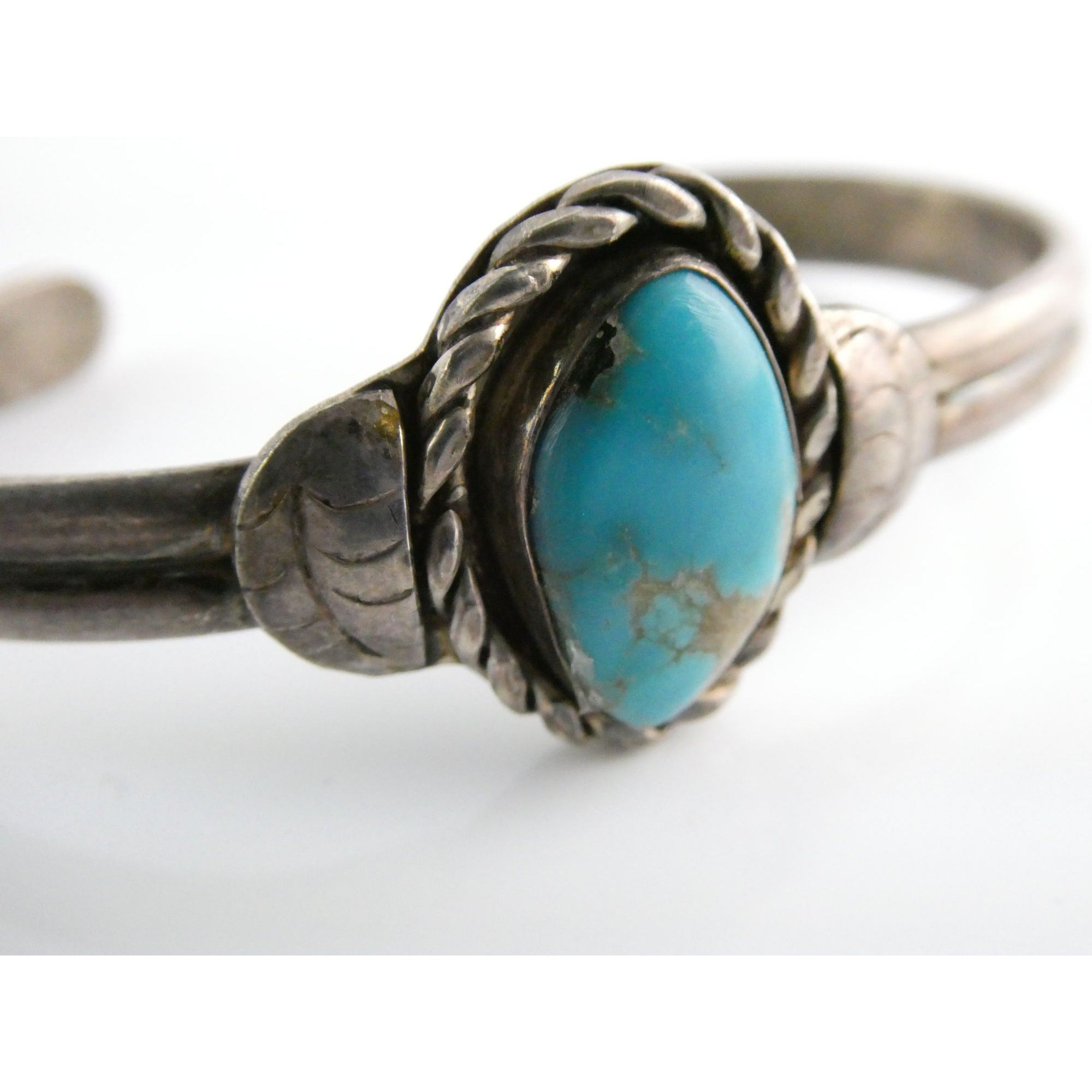 Southwestern Unmarked Sterling Silver Turquoise Braid Edge Cuff Bracelet 6.25 In