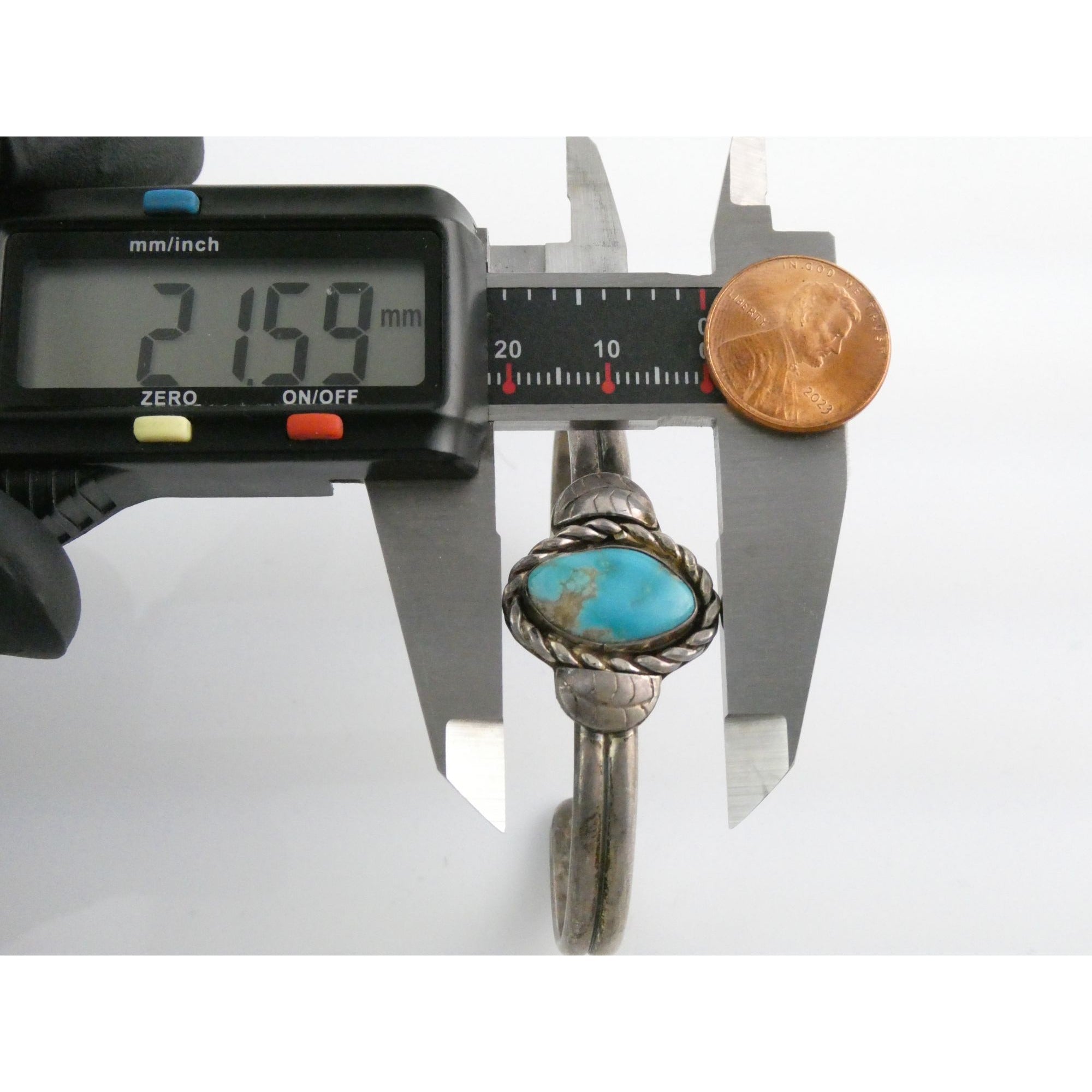 Southwestern Unmarked Sterling Silver Turquoise Braid Edge Cuff Bracelet 6.25 In