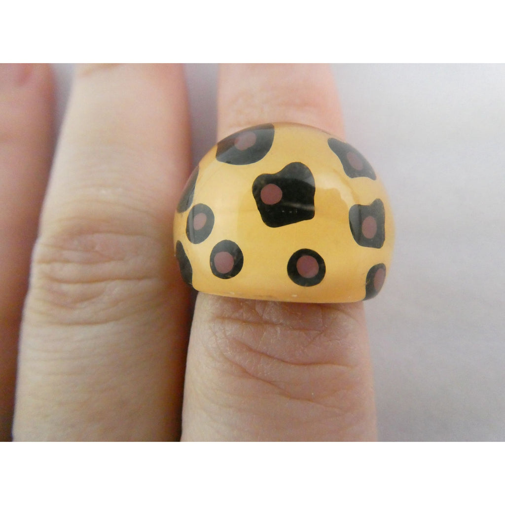 Vintage Clear Plastic Domed Reverse Painted Leopard Print Pattern Ring Size 6