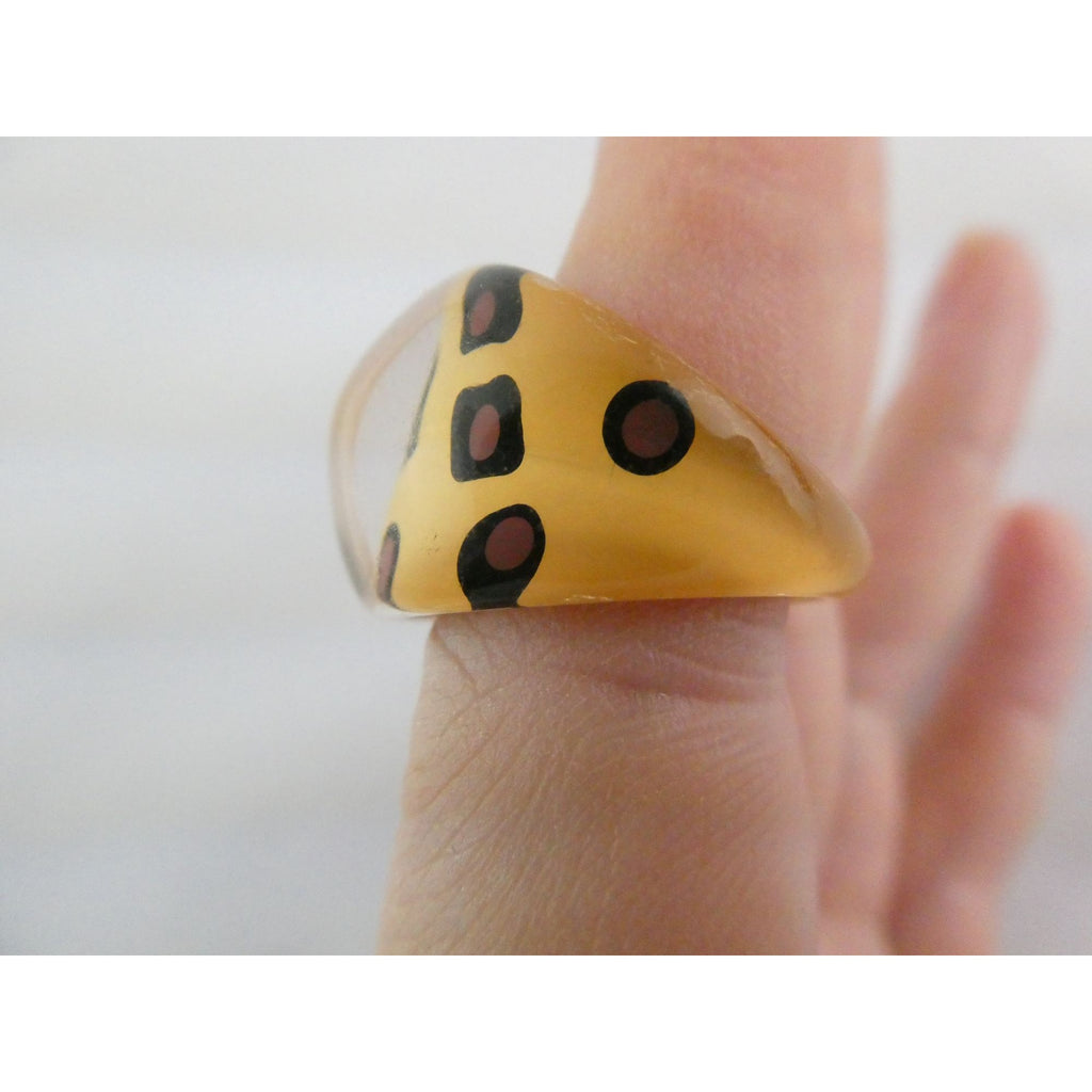Vintage Clear Plastic Domed Reverse Painted Leopard Print Pattern Ring Size 6