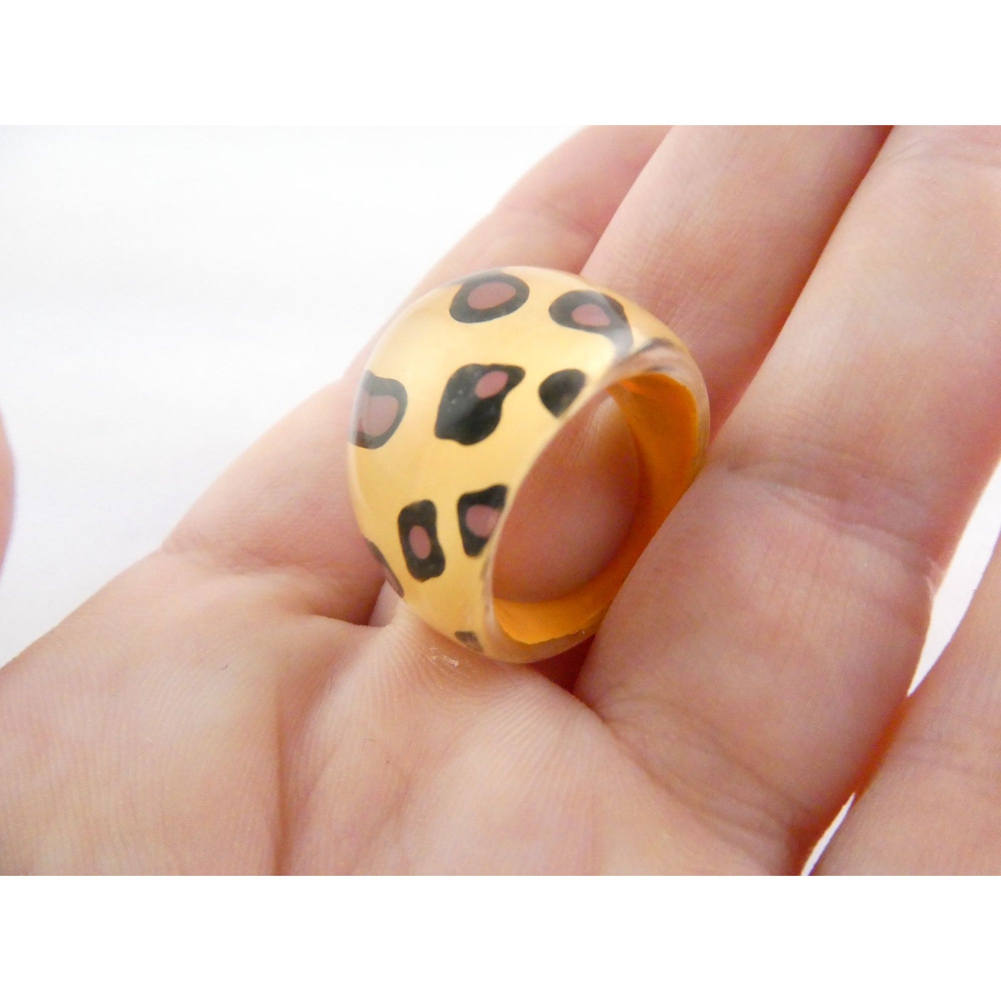 Vintage Clear Plastic Domed Reverse Painted Leopard Print Pattern Ring Size 6