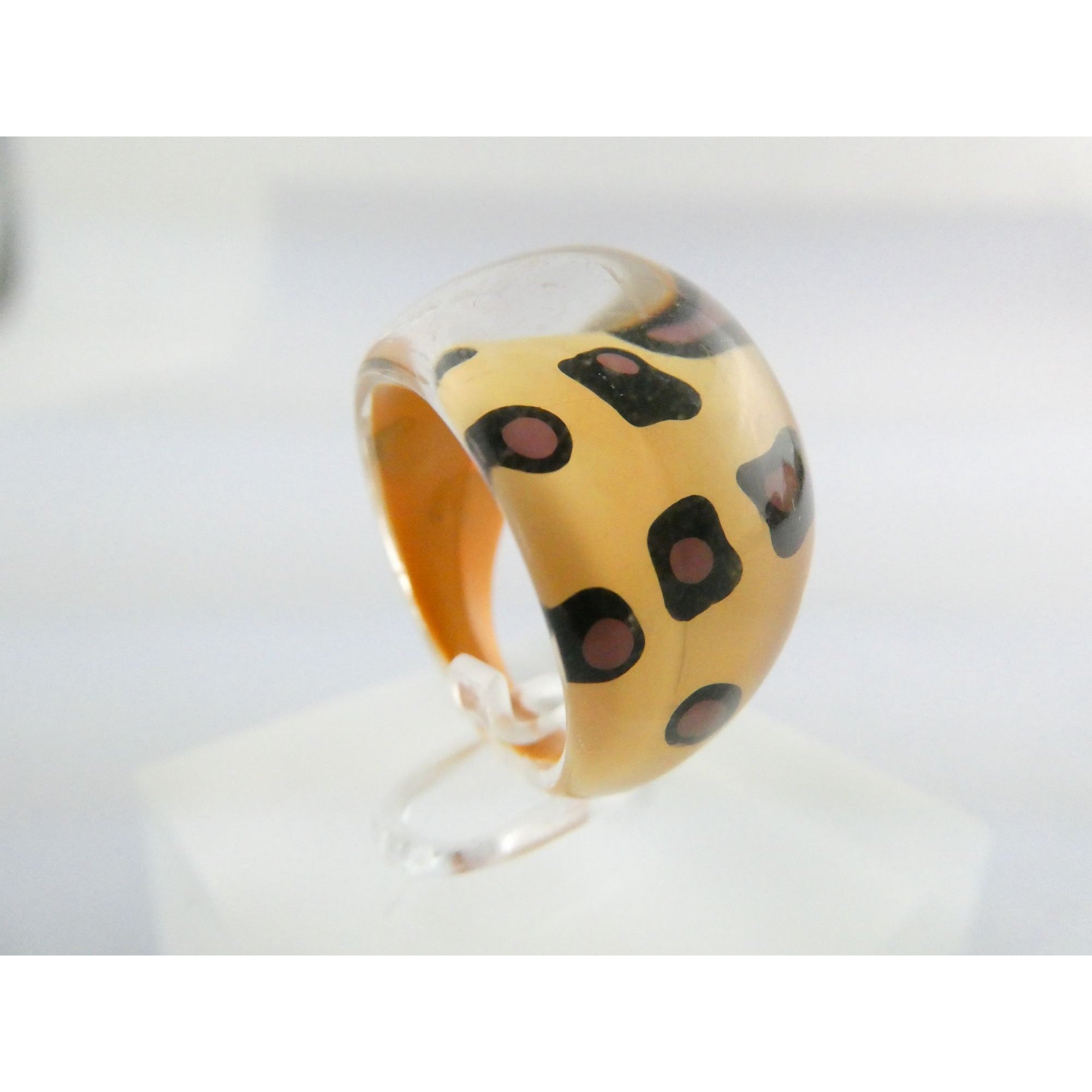 Vintage Clear Plastic Domed Reverse Painted Leopard Print Pattern Ring Size 6