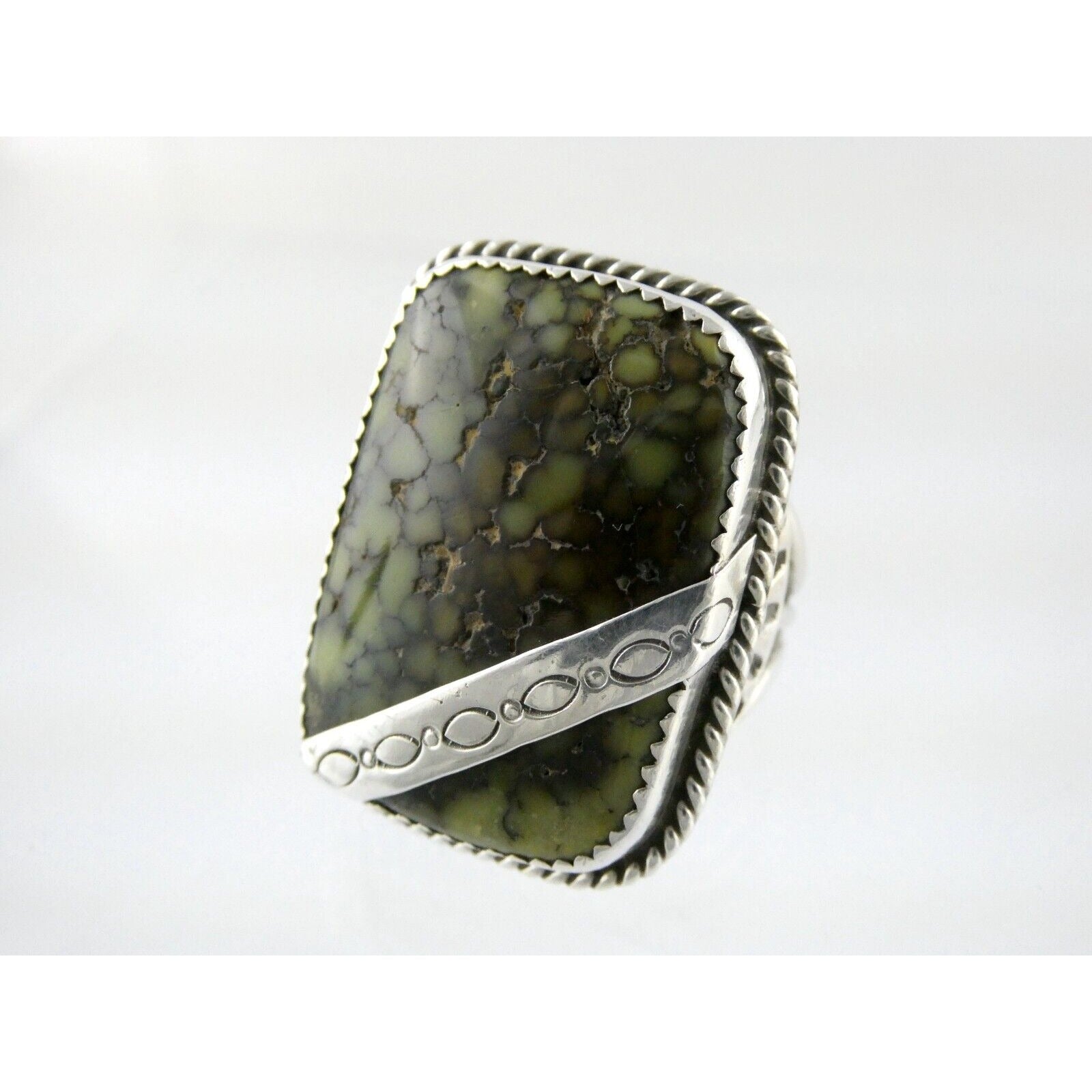 Southwestern NA Unmarked Sterling Silver Green Turquoise Ring Size 10.5 18.9g