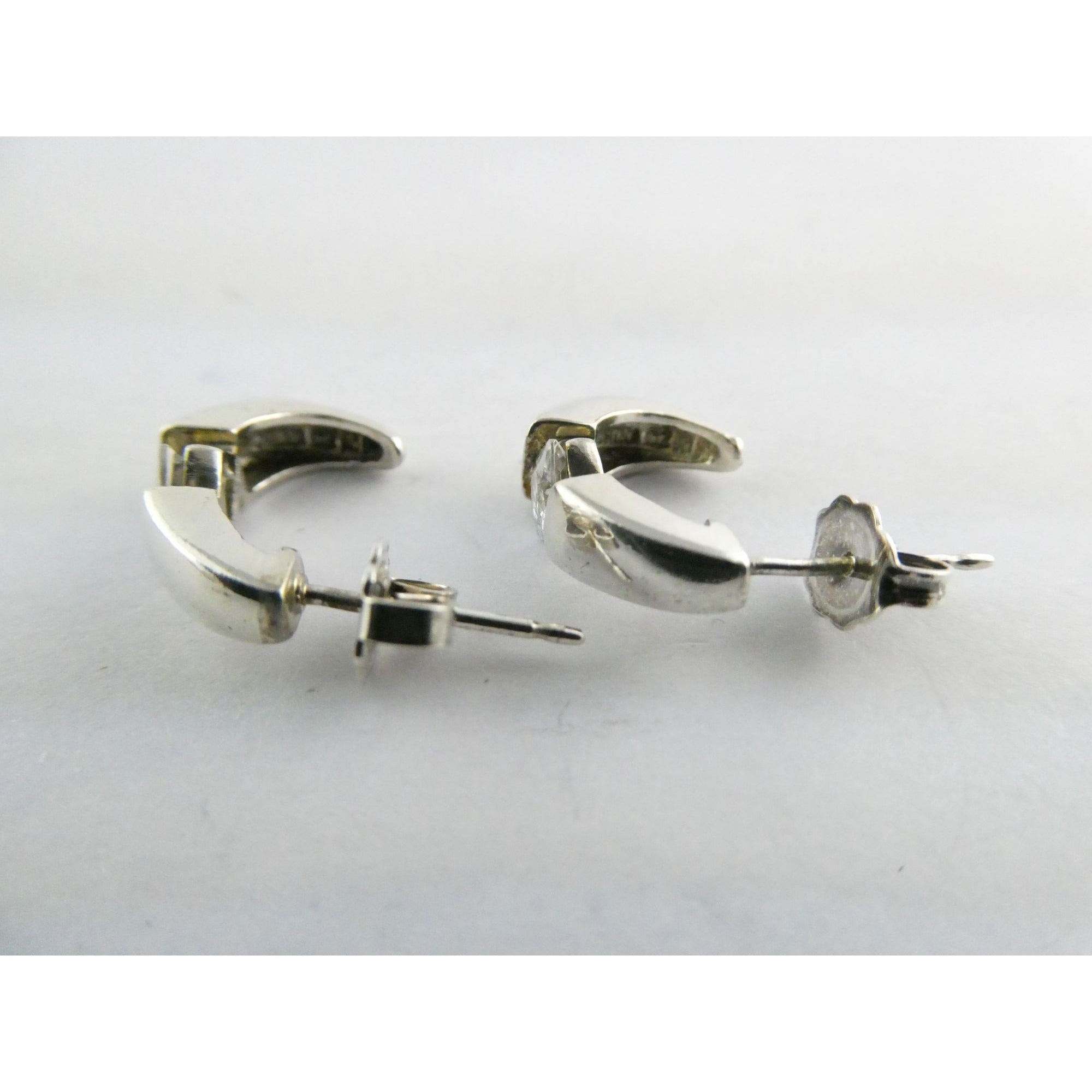 Ross Simons Sterling Silver White Crystal Stud Curled Earrings 3.1g .75 Inch