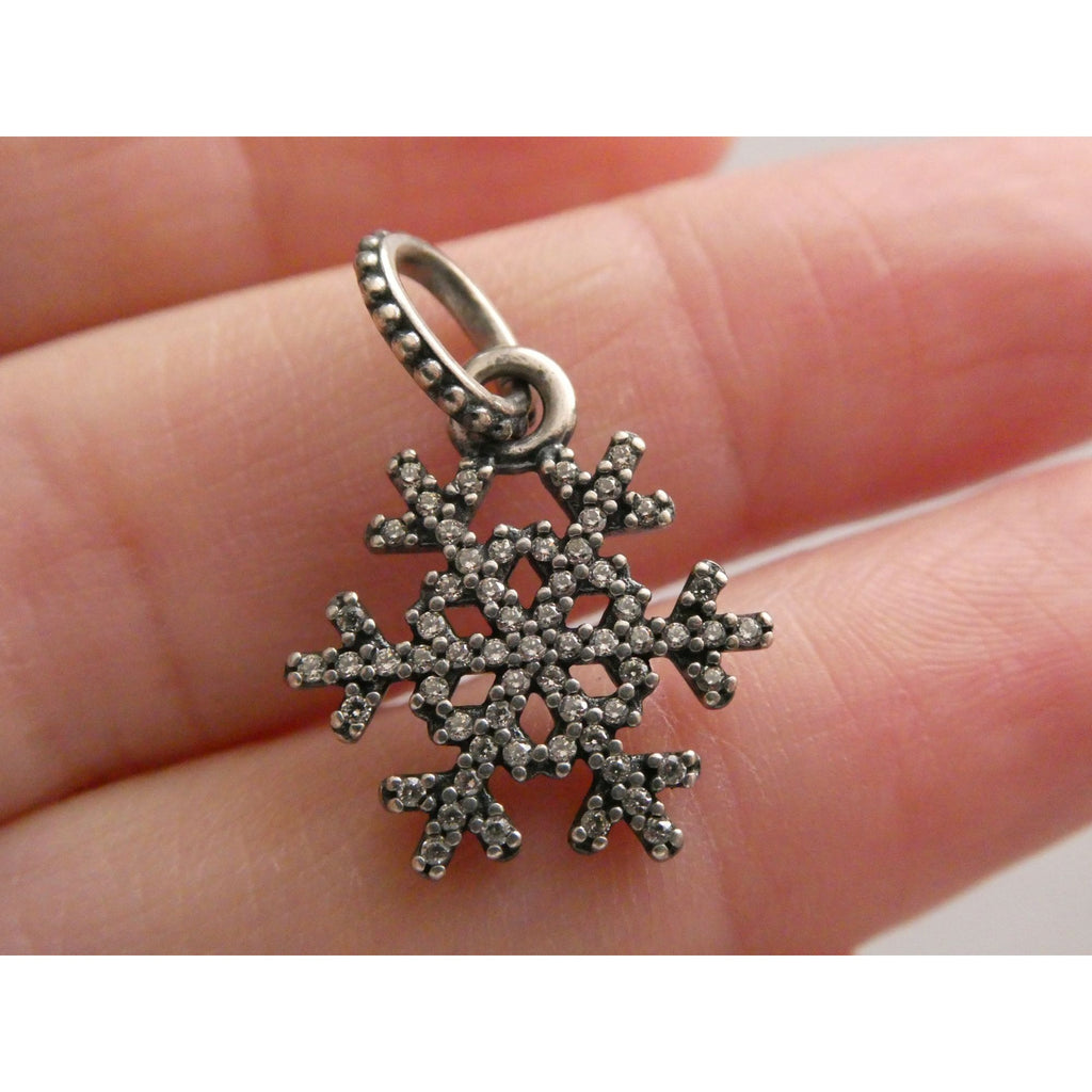 Sterling Silver White Crystal Studded Snowflake Pendant Charm 2g 25mm Length