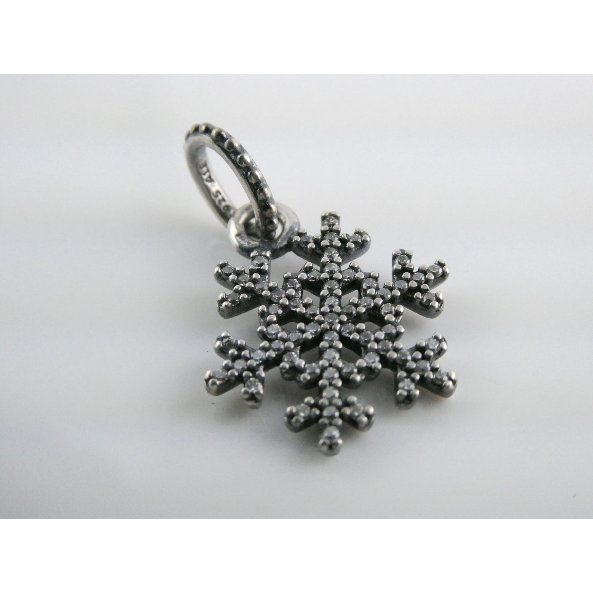 Sterling Silver White Crystal Studded Snowflake Pendant Charm 2g 25mm Length