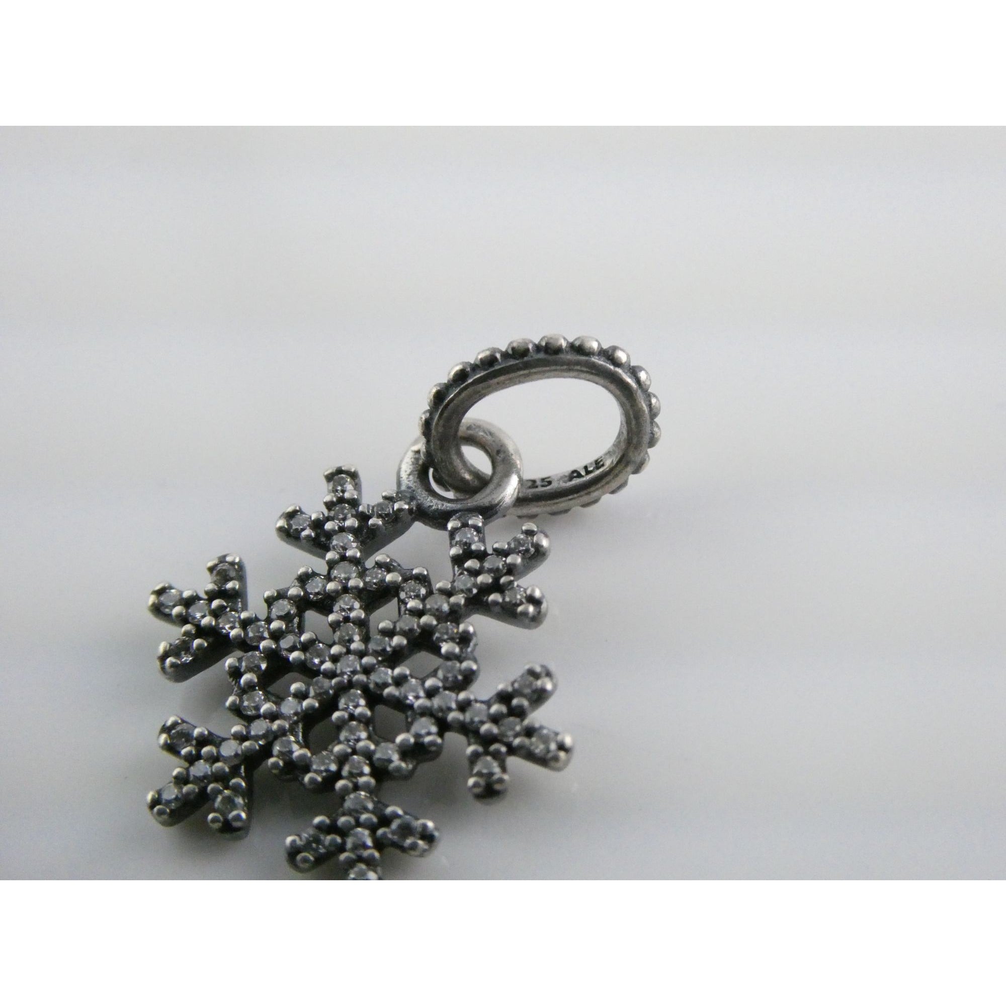 Sterling Silver White Crystal Studded Snowflake Pendant Charm 2g 25mm Length