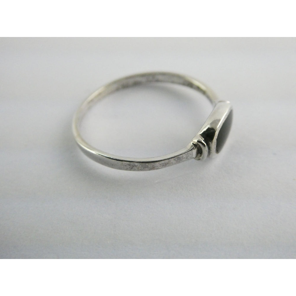 Sterling Silver Black Onyx Oval Inlay Ring Size 9.75 Weighs 1.6 Grams