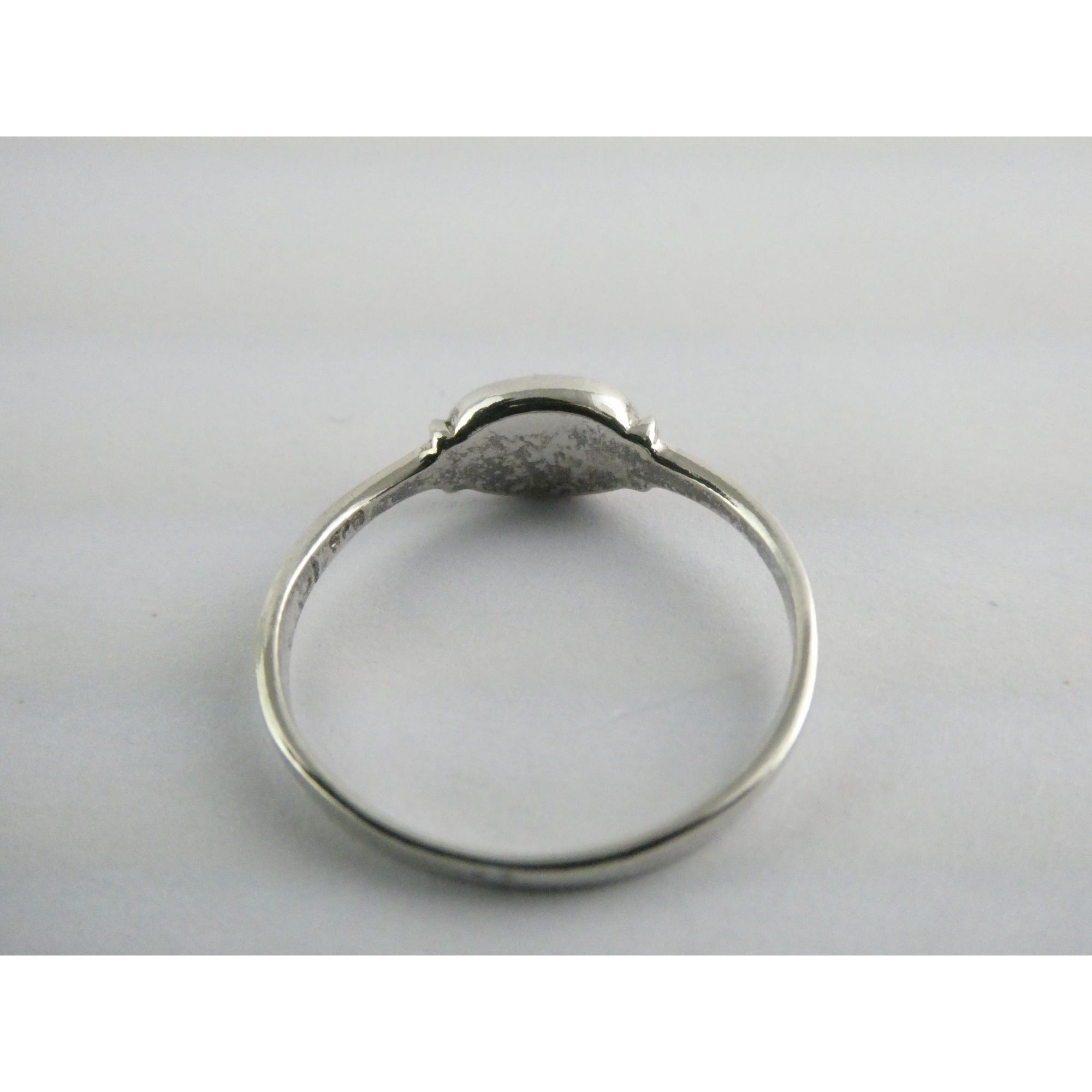 Sterling Silver Black Onyx Oval Inlay Ring Size 9.75 Weighs 1.6 Grams