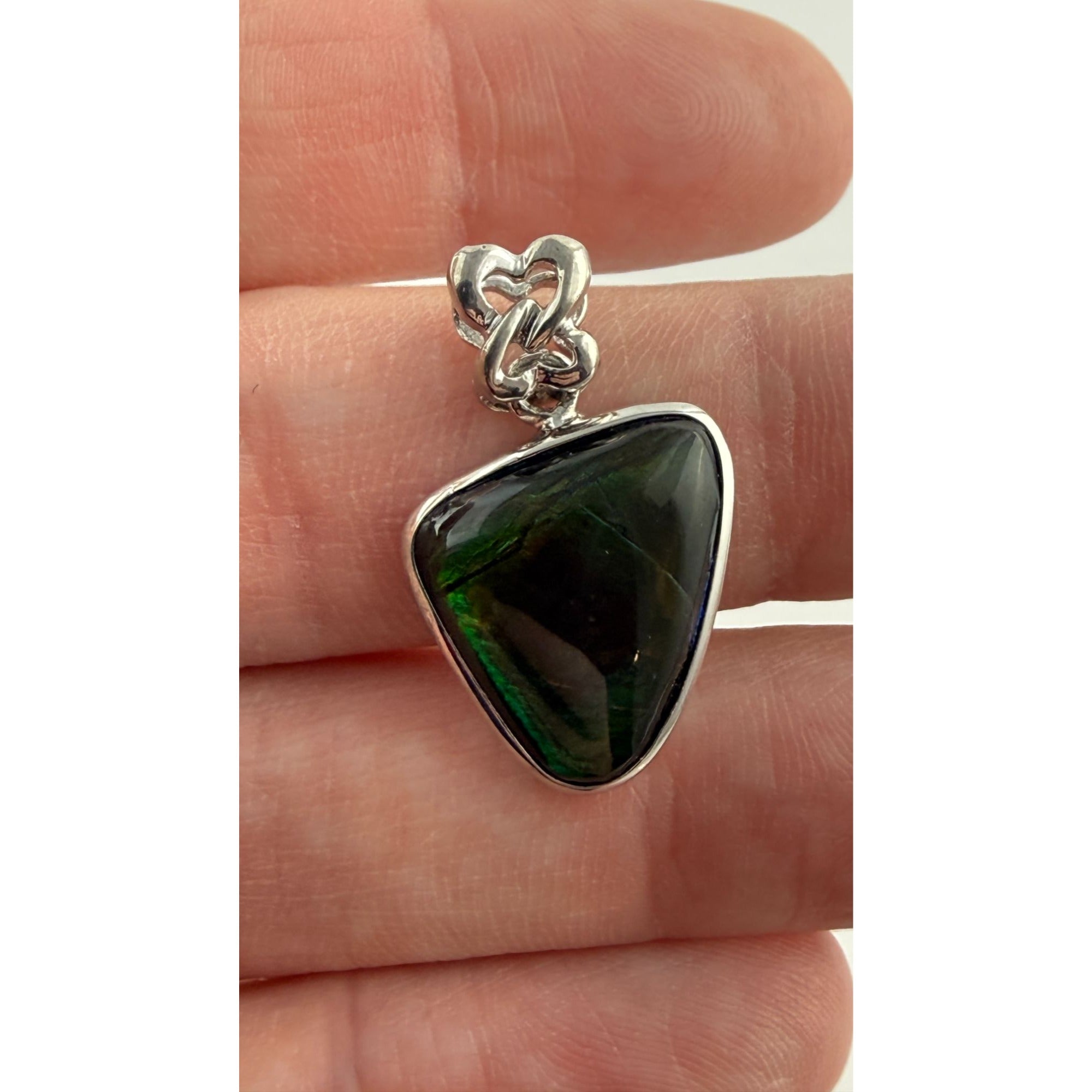 Aurora Brand Sterling Silver Ammolite Freeform Cab Pendant 3.2g 1 Inch Length