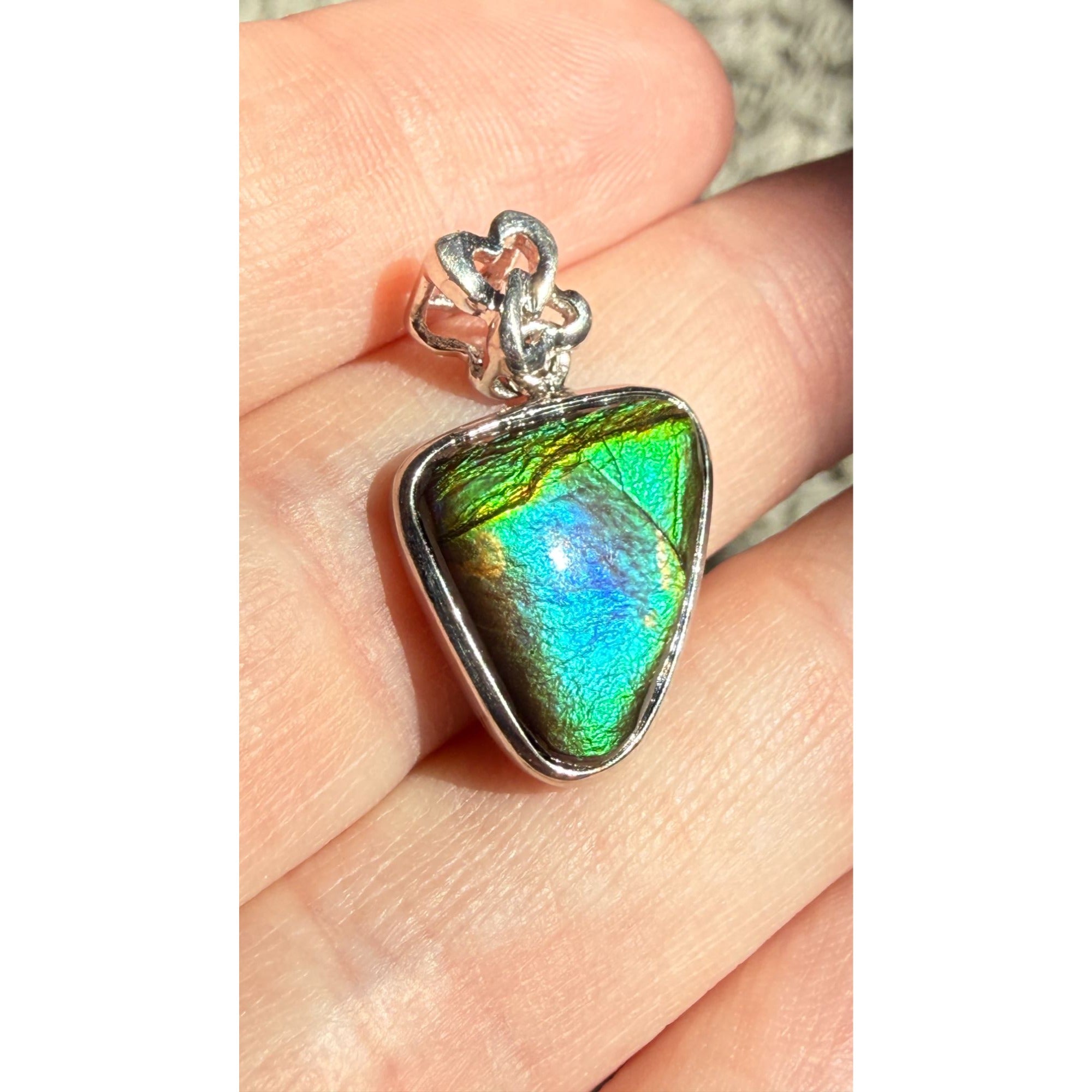 Aurora Brand Sterling Silver Ammolite Freeform Cab Pendant 3.2g 1 Inch Length
